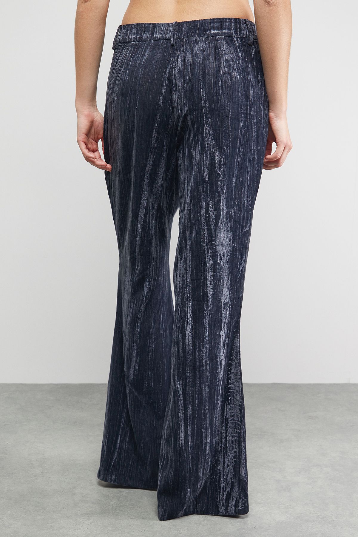 Warehouse Crushed Velvet Kick Flare Trousers Co-ord Dark Grey image 3