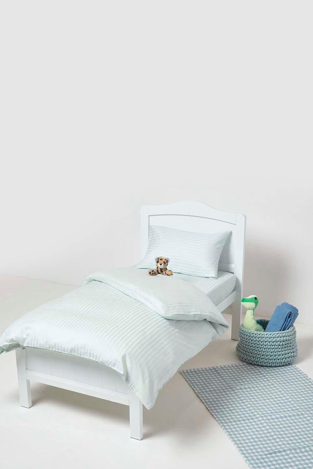 Homescapes Cotton Stripe Kids Pillowcases 40 x 60 cm 330 Thread Count, 2 Pack image 4