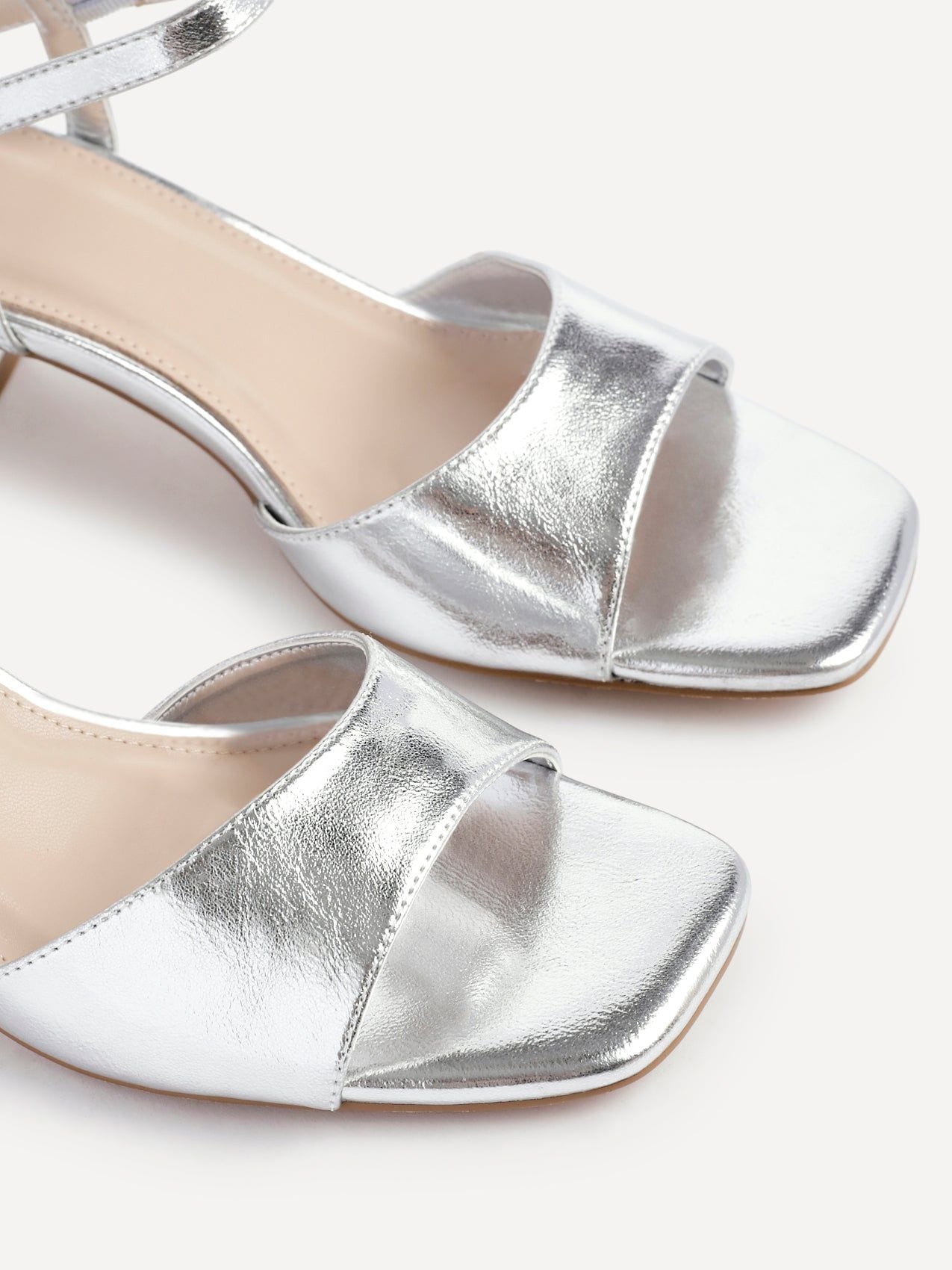 Linzi Darlene Silver Faux Leather Low Block Heeled Sandals image 4