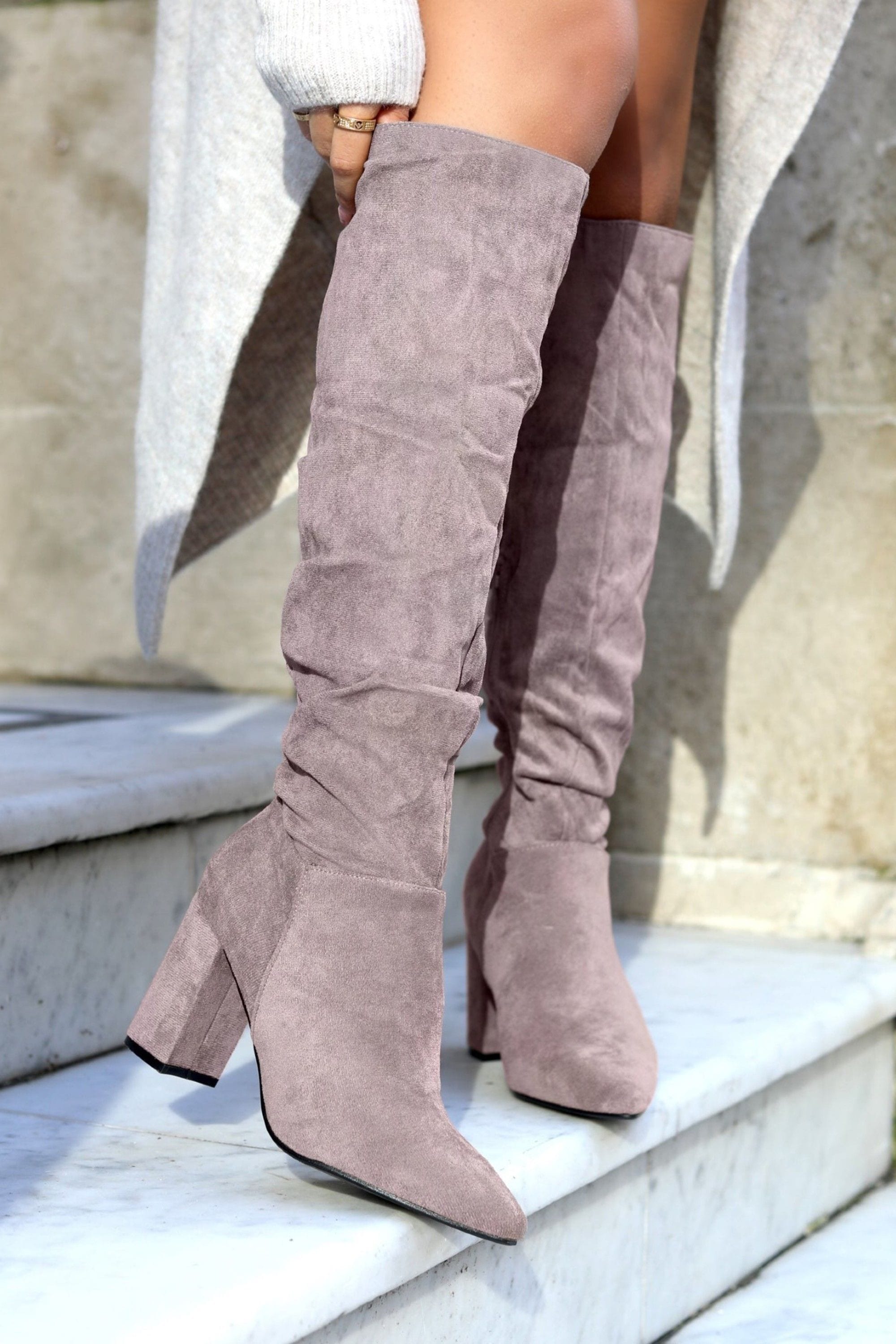 Linzi Bonnie Mocha Suede Block Heel Knee High Ruched Boot image 5