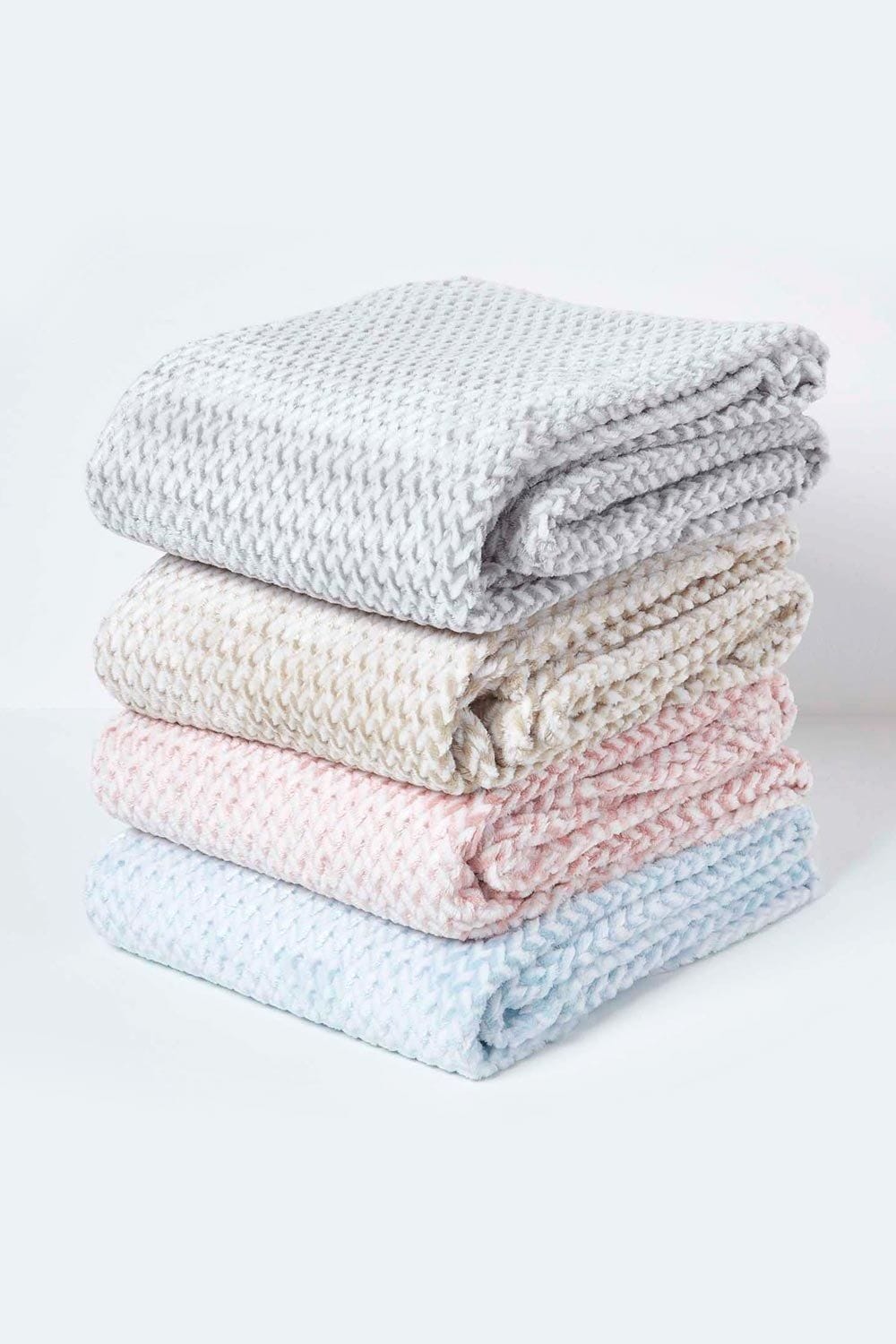 Homescapes Mora Faux Fur Velvet Throw image 6