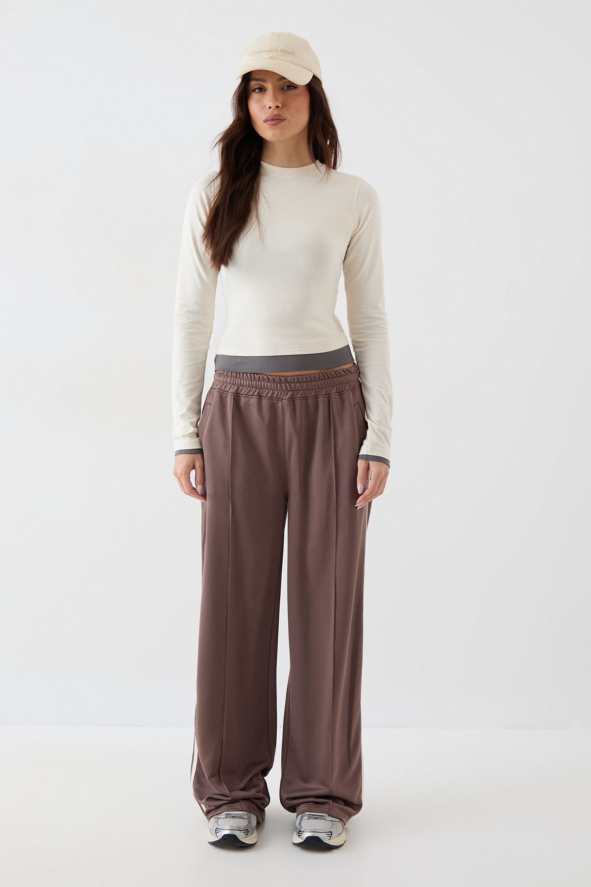 DSGN Studio DSGN Studio Contrast Long Sleeve Top Stone image 5