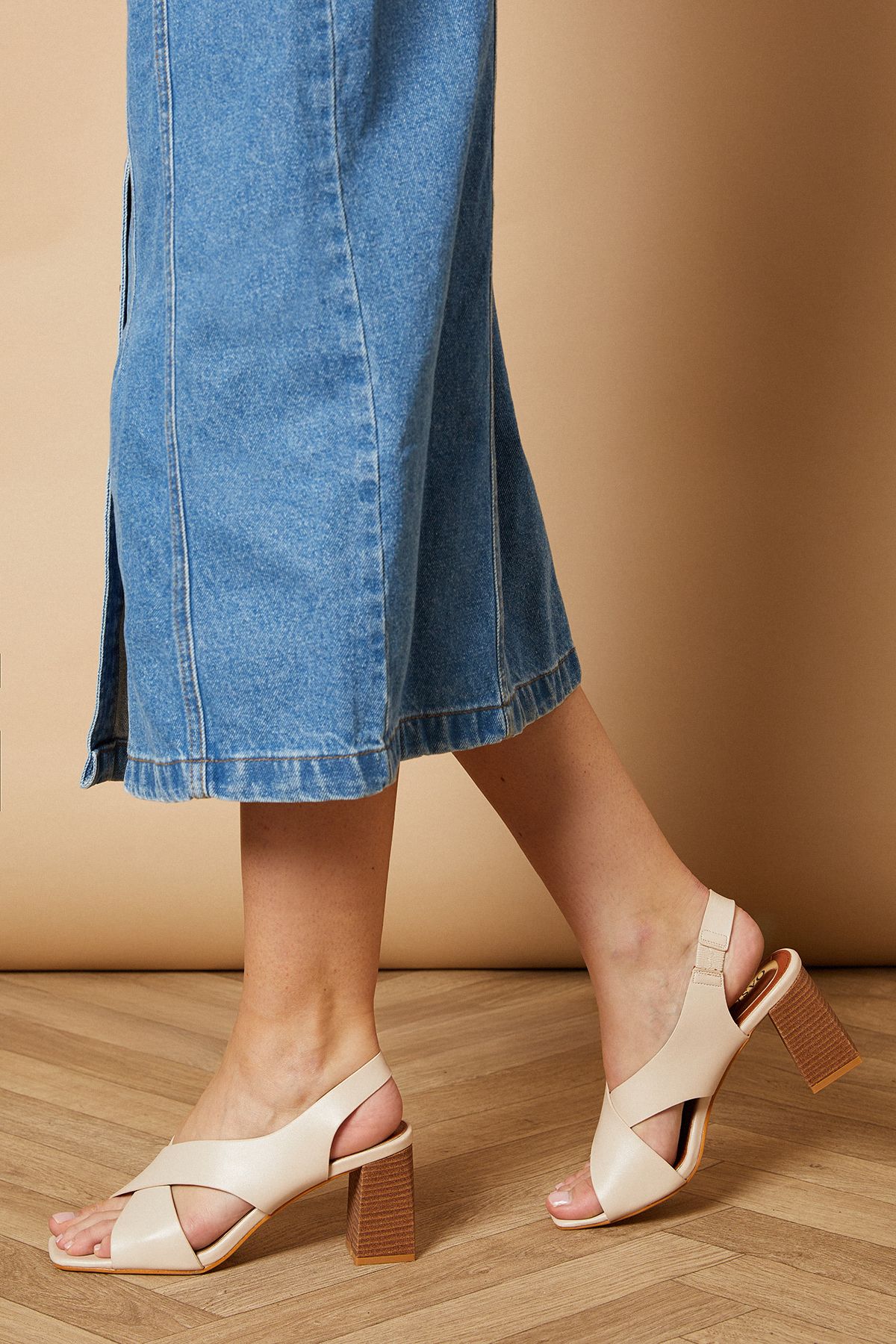 Oasis Skye Faux Leather Cross Strap Slingback Block Heel Sandals Bone image 3