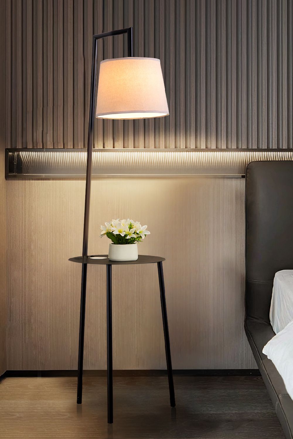 Living and Home Metal Tray Table Floor Lamp image 3