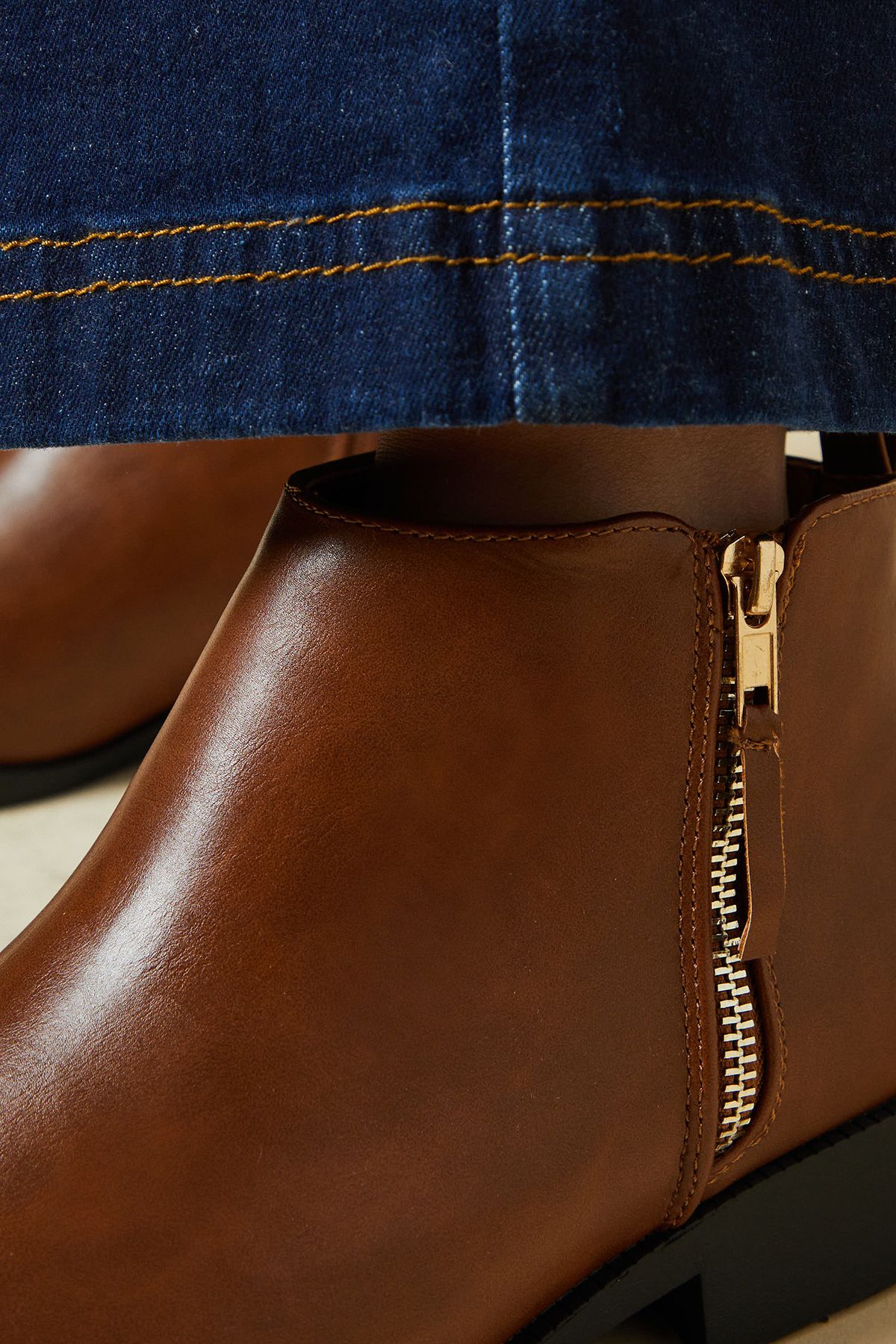 Dorothy Perkins Maddy Side Zip Flat Ankle Boots Tan image 4