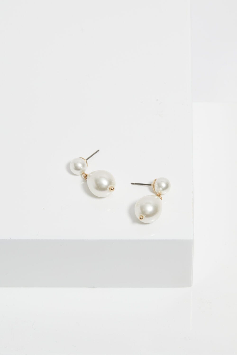 Jon Richard Gold Plated Pearl Peardrop Earrings image 5