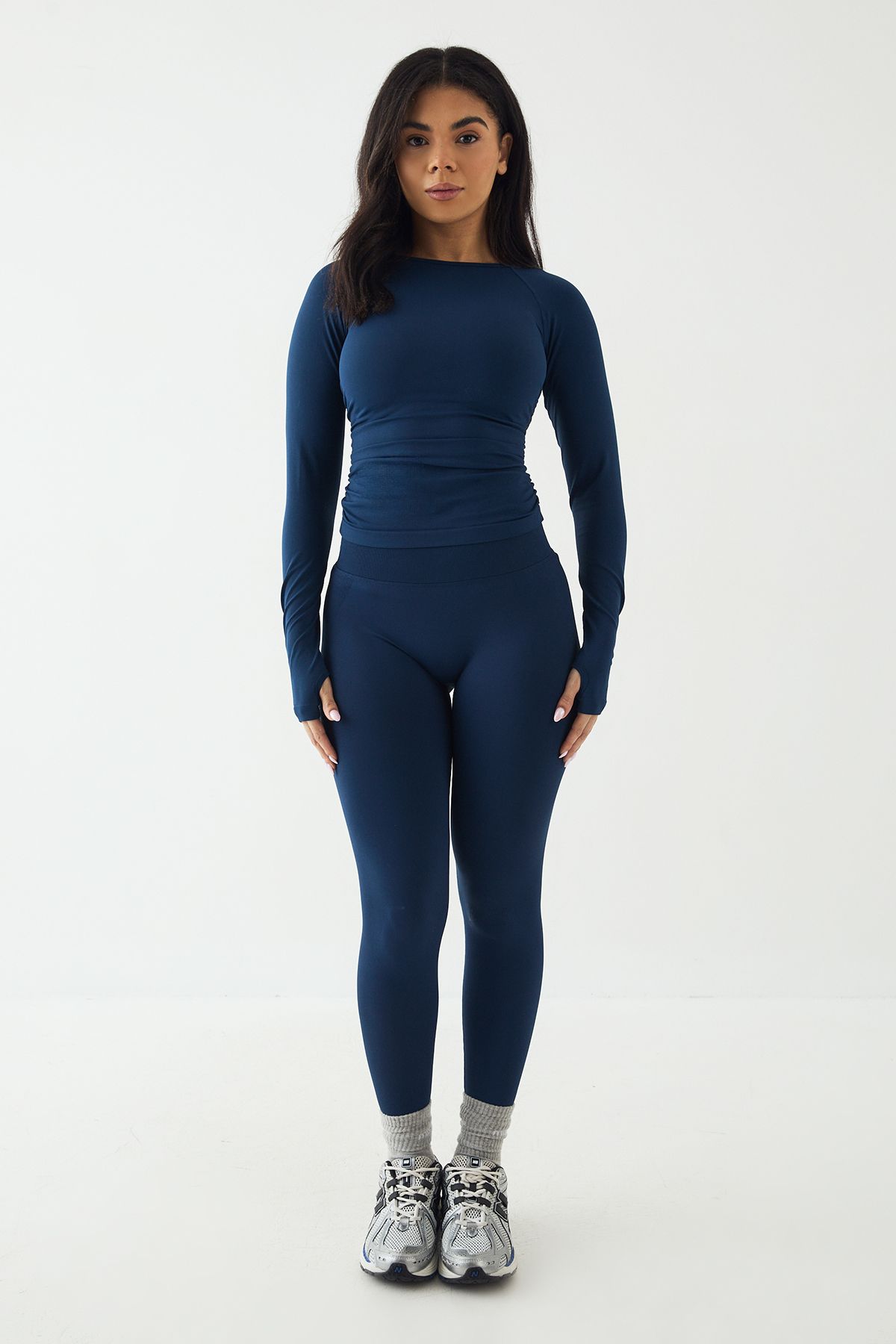 DSGN Studio DSGN Studio Sport Ultra Contour Seamless Ruched Long Sleeve Top Navy image 5
