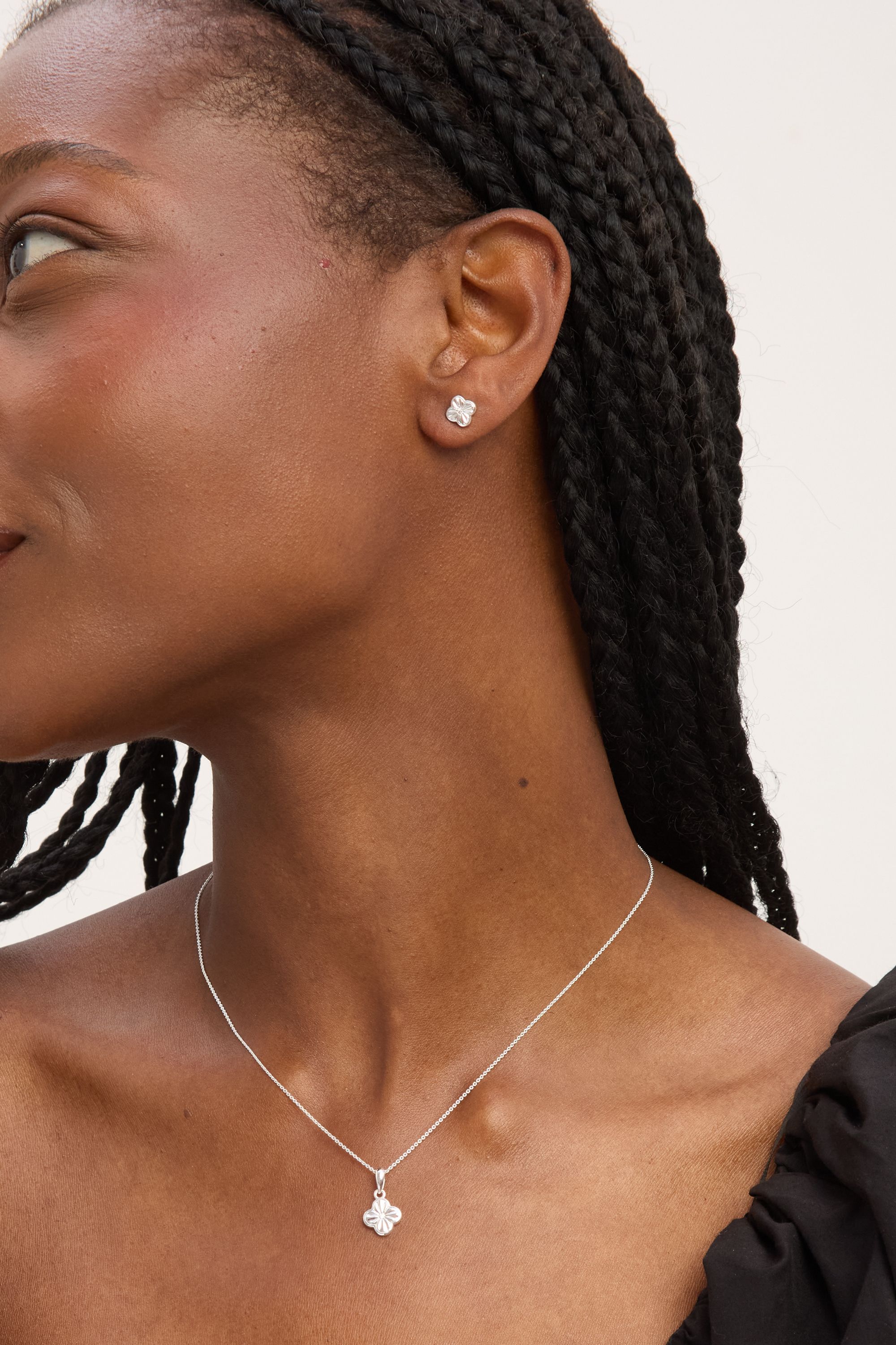 Simply Silver Sterling Silver 925 Polished Diamond Cut Clover Set - Gift Box image 3