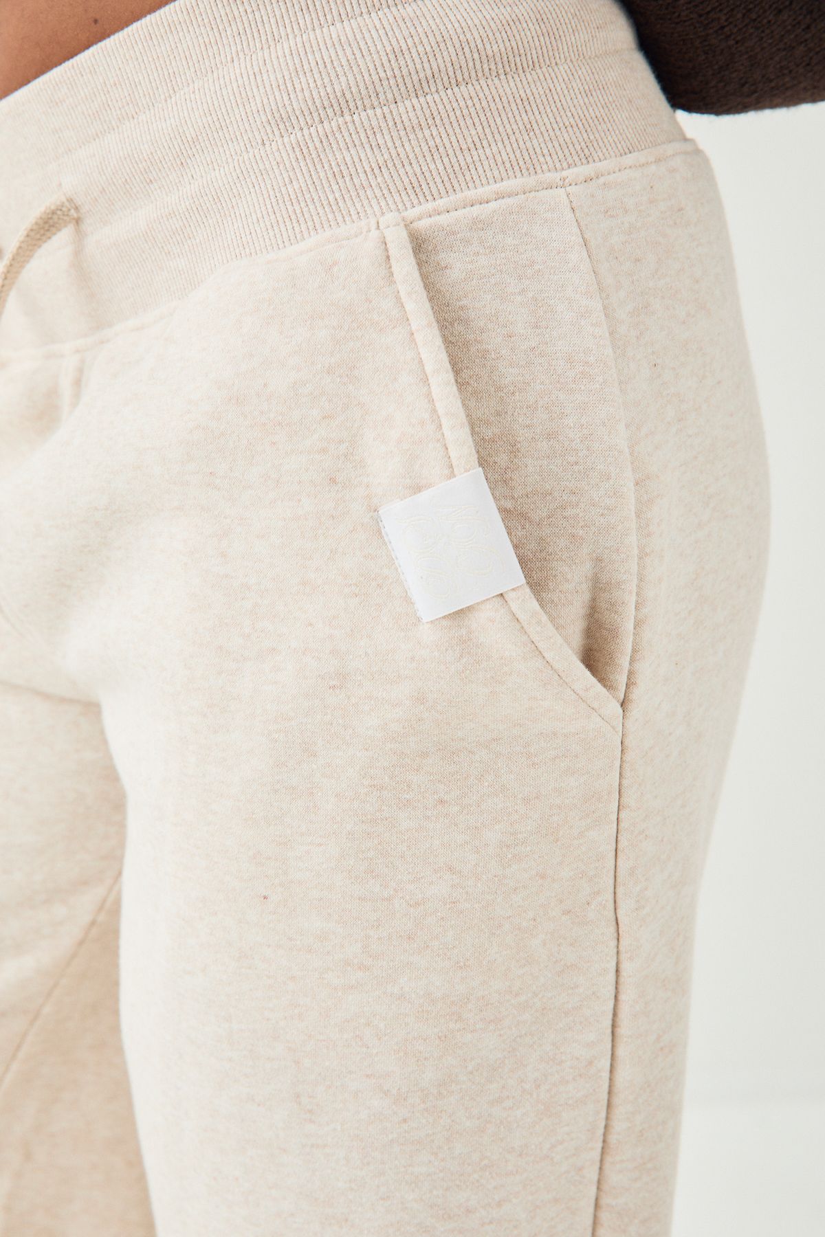 DSGN Studio DSGN Studio Deep Waistband Wide Leg Jogger Oatmeal image 4