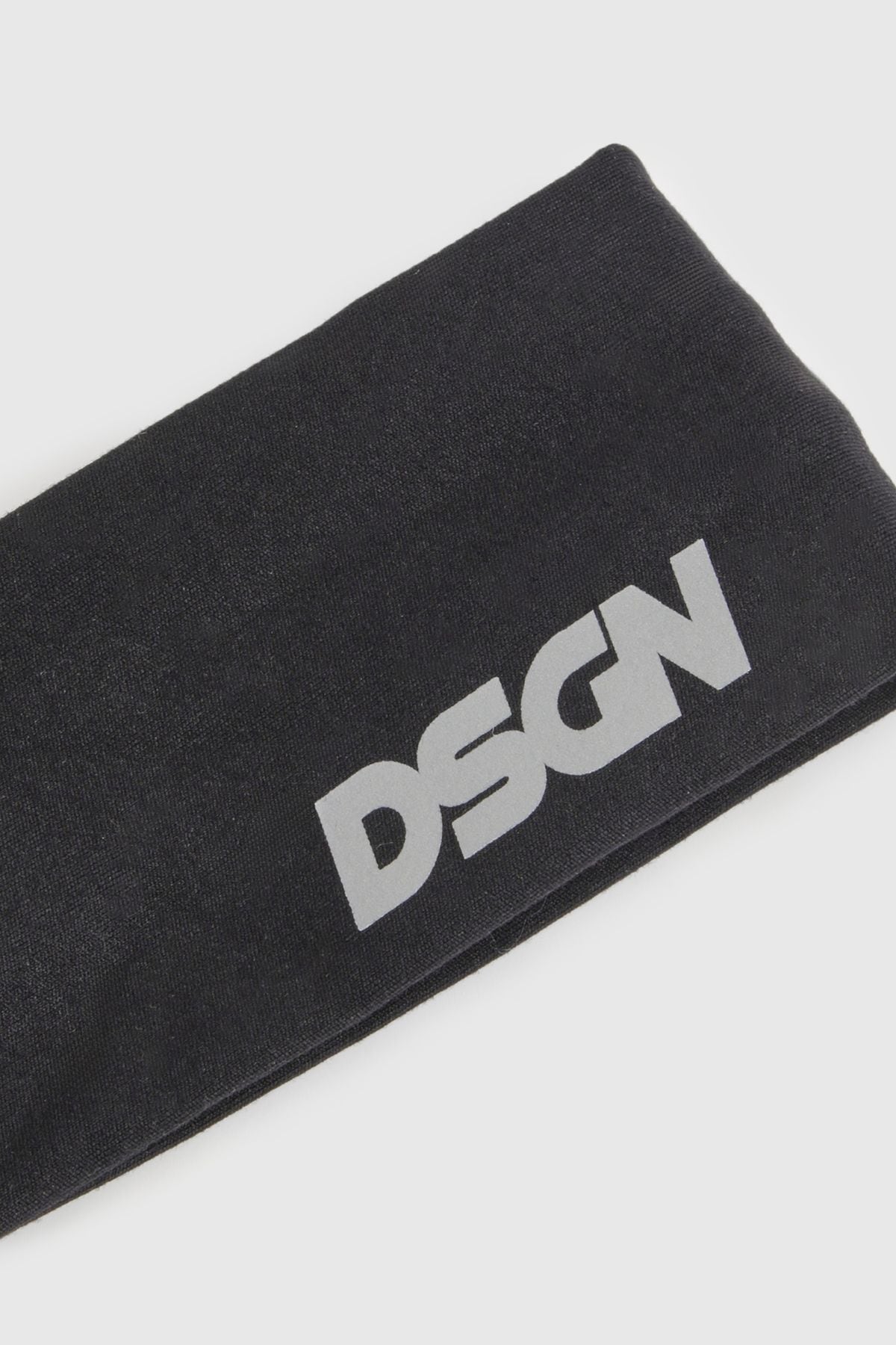 DSGN Studio DSGN Studio Reflective Print Headband Black image 3