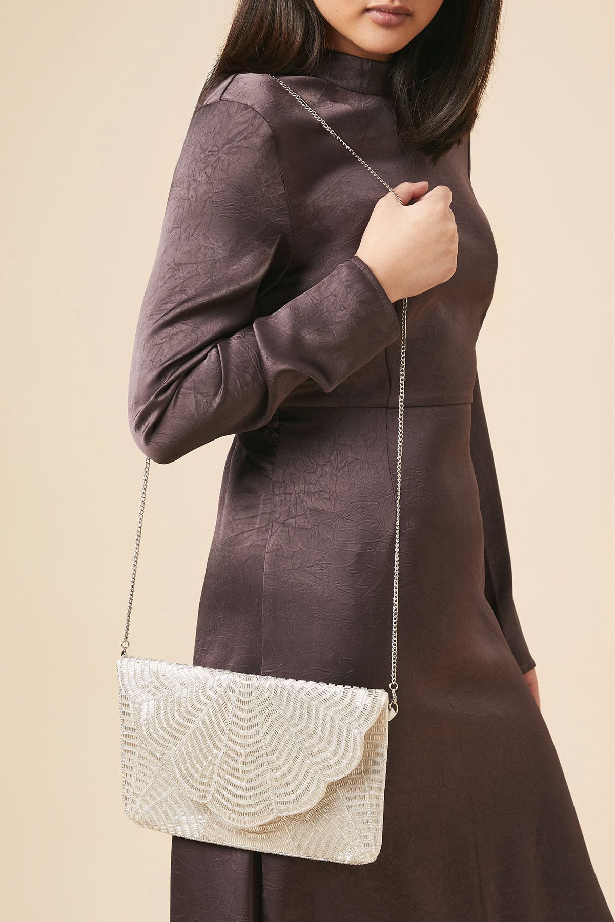 Dorothy Perkins Beaded Scallop Clutch With Detachable Strap Silver image 2