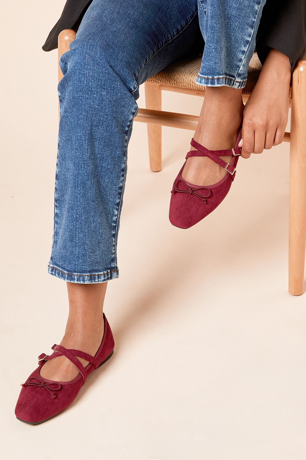 Dorothy Perkins Margaret Faux Suede Cross Strap Mary Jane Flat Ballet Pumps Burgundy image 2