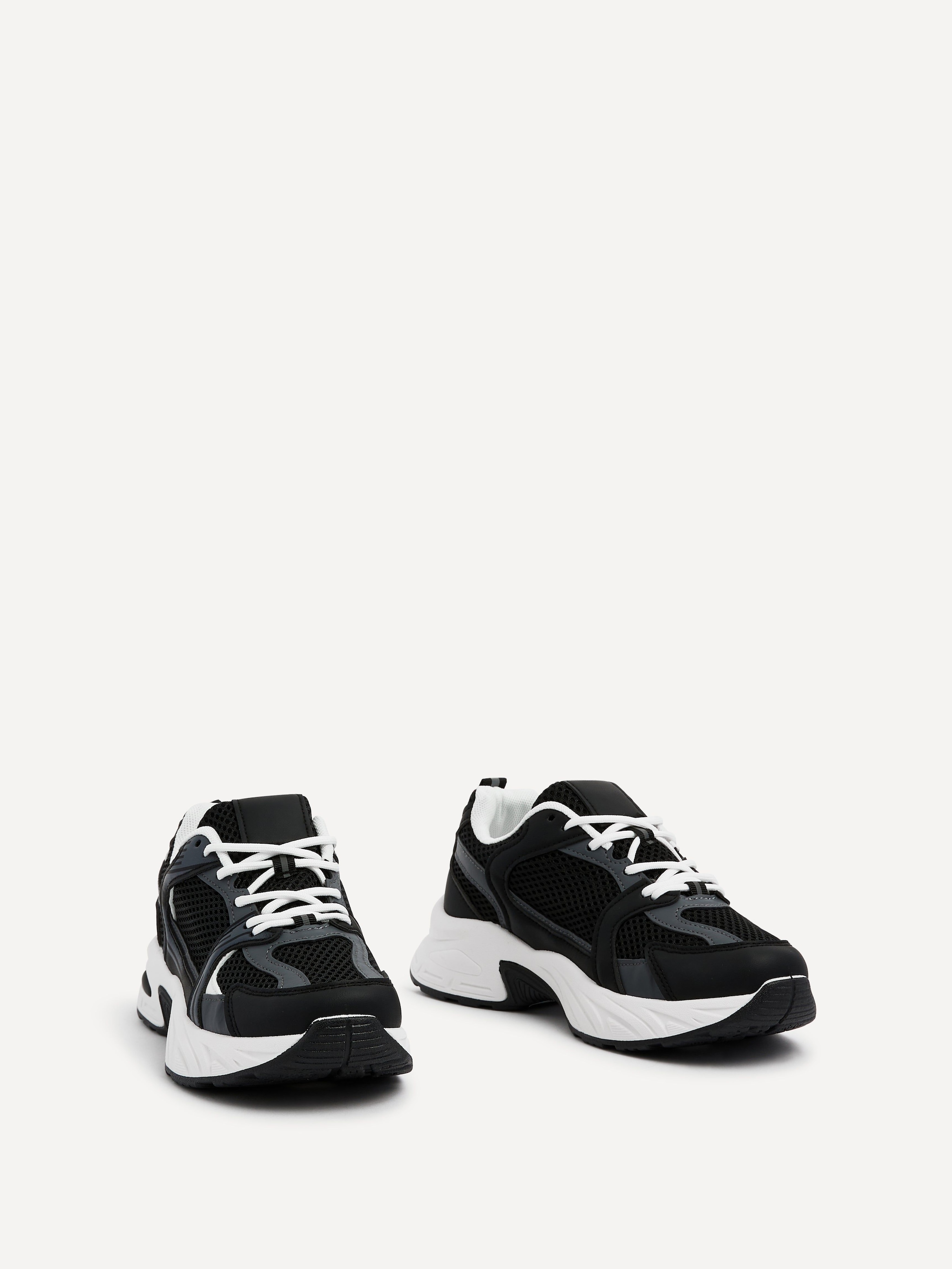 Linzi Venture Black Mesh Effect Chunky Trainer image 3