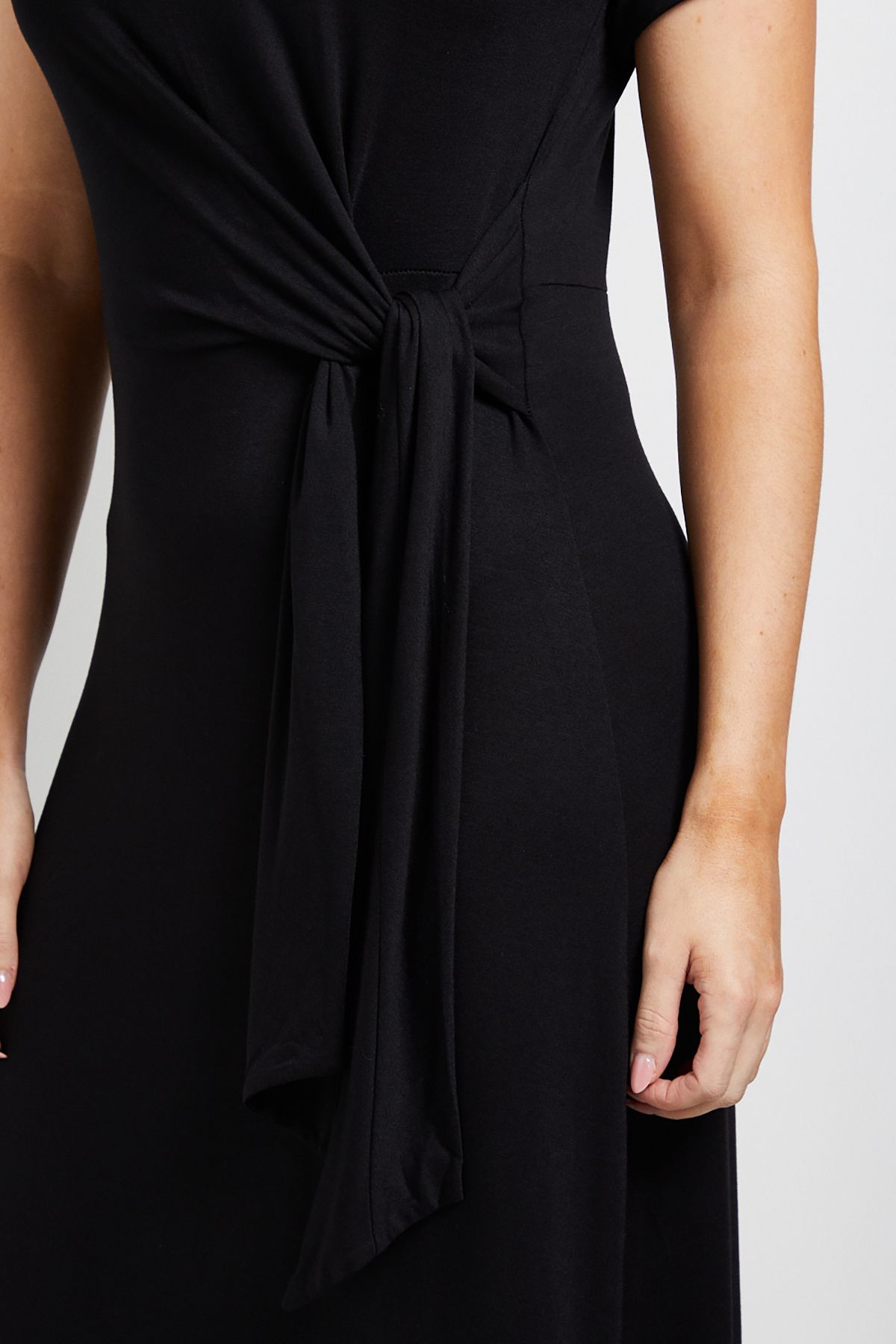 Dorothy Perkins Tie Detail Short Sleeve Jersey Midi Dress Black image 5