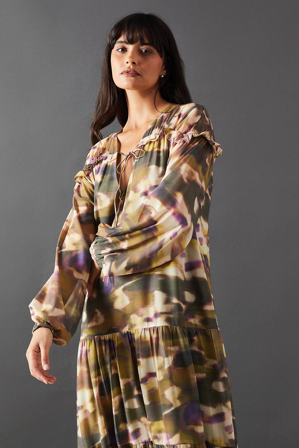 Warehouse Georgette Tie Neck Tier Hem Midaxi Dress Multi image 4