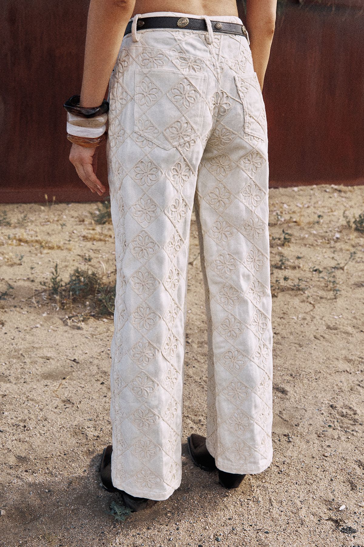 NastyGal Embroidered Flower Straight Leg Denim Jeans Ecru image 4