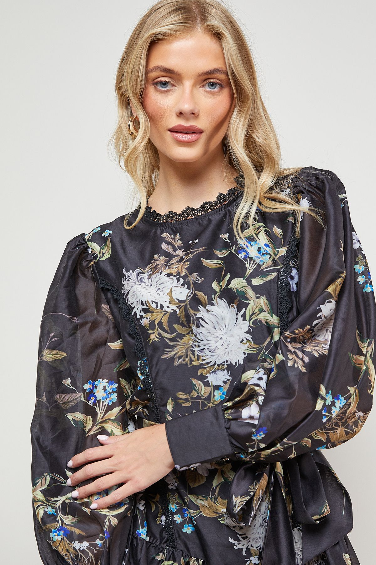 Oasis Flippy Hem Belted Mini Dress Multi image 3