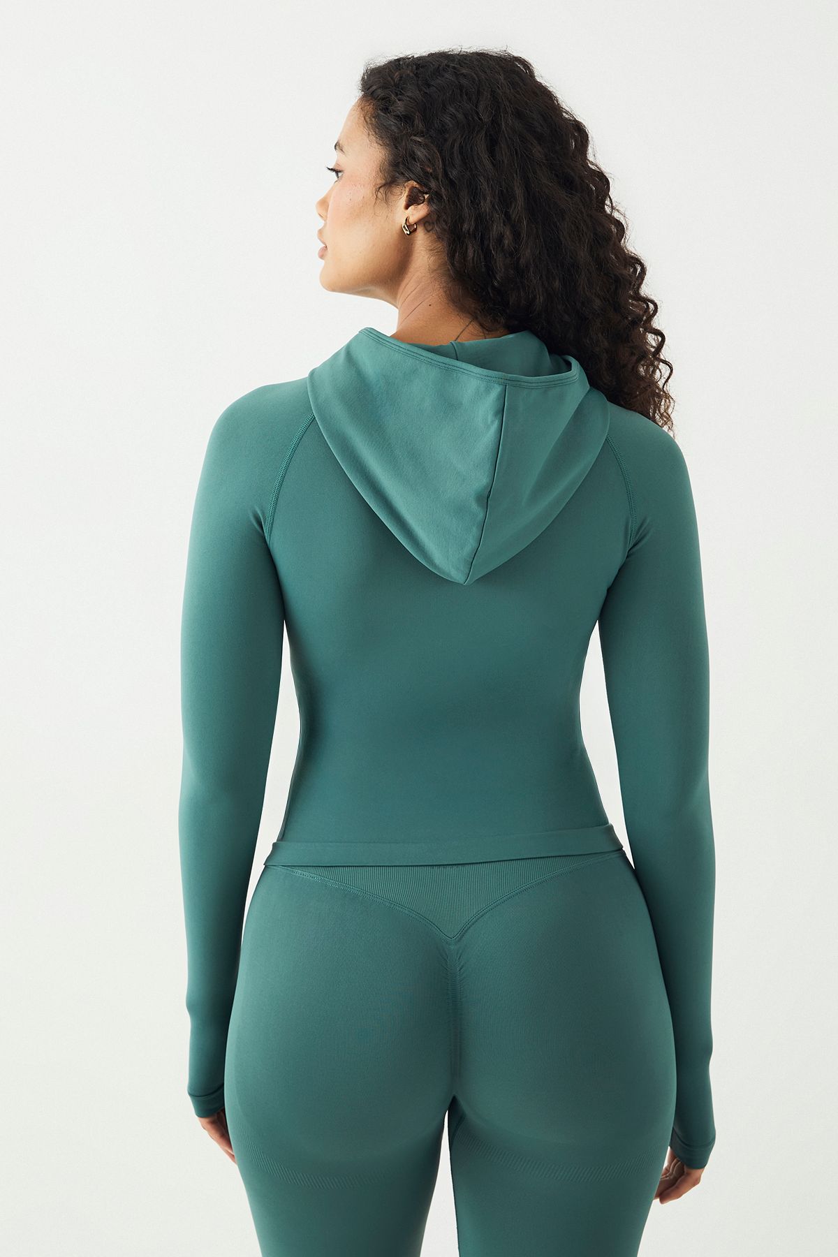 DSGN Studio DSGN Studio Sport Ultra Contour Seamless Hooded Sports Jacket Green image 2