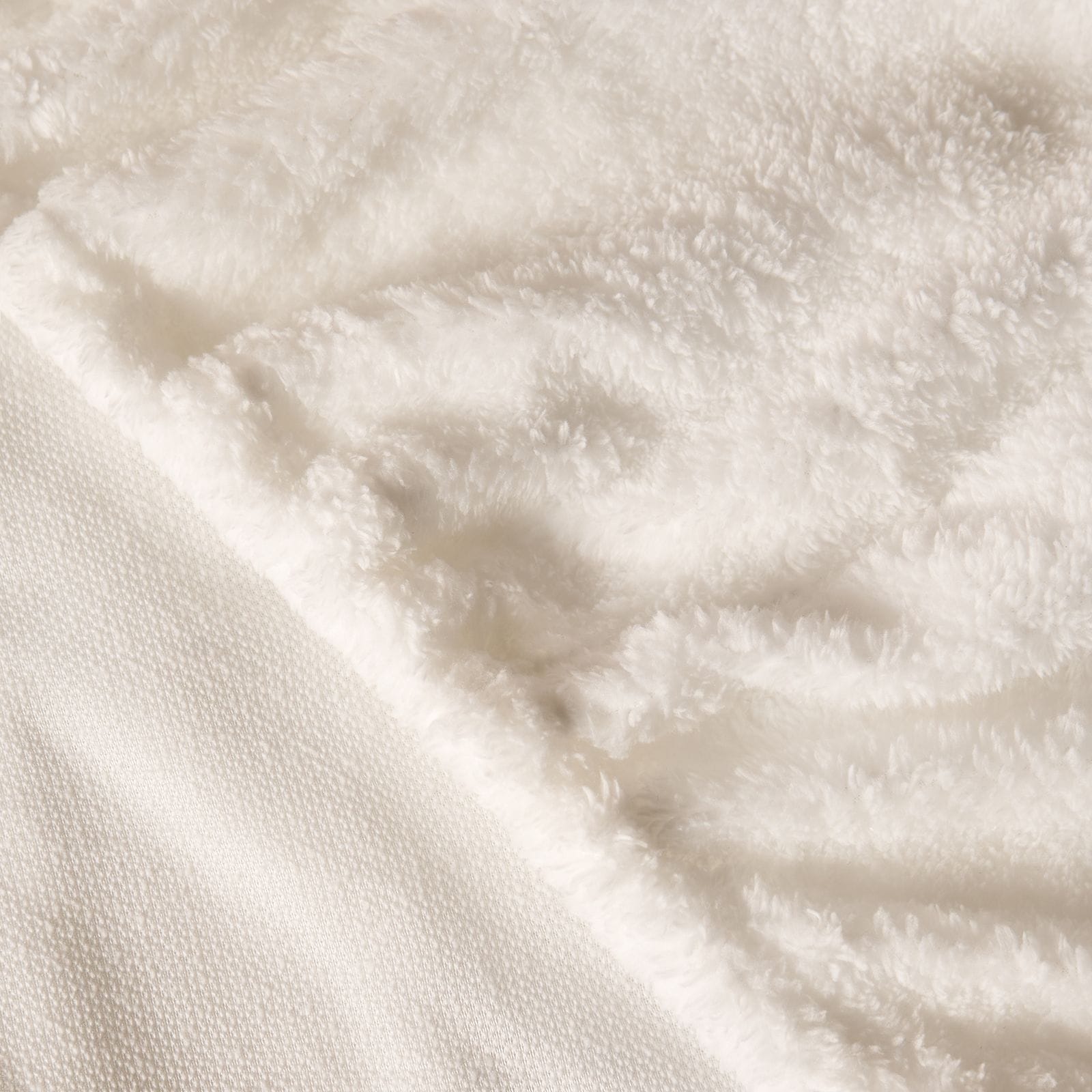 OHS Teddy Fleece Thermal Fitted Bed Sheet image 4