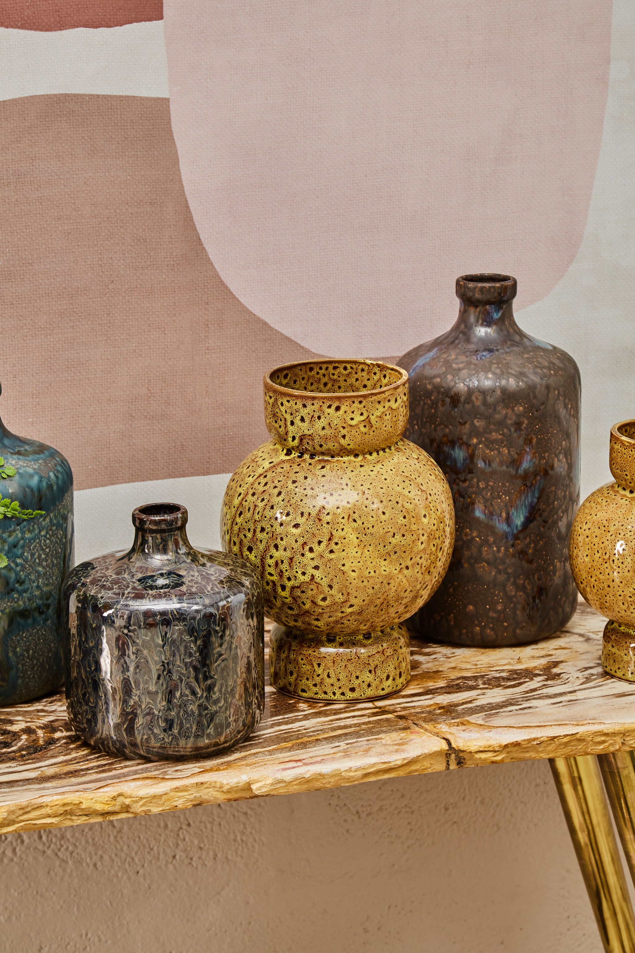 Orsina Large Ceramic Vase, Decorative Flower Vase For Home Decor, Glazed Surface Large Ceramic Vase For flowers image 3