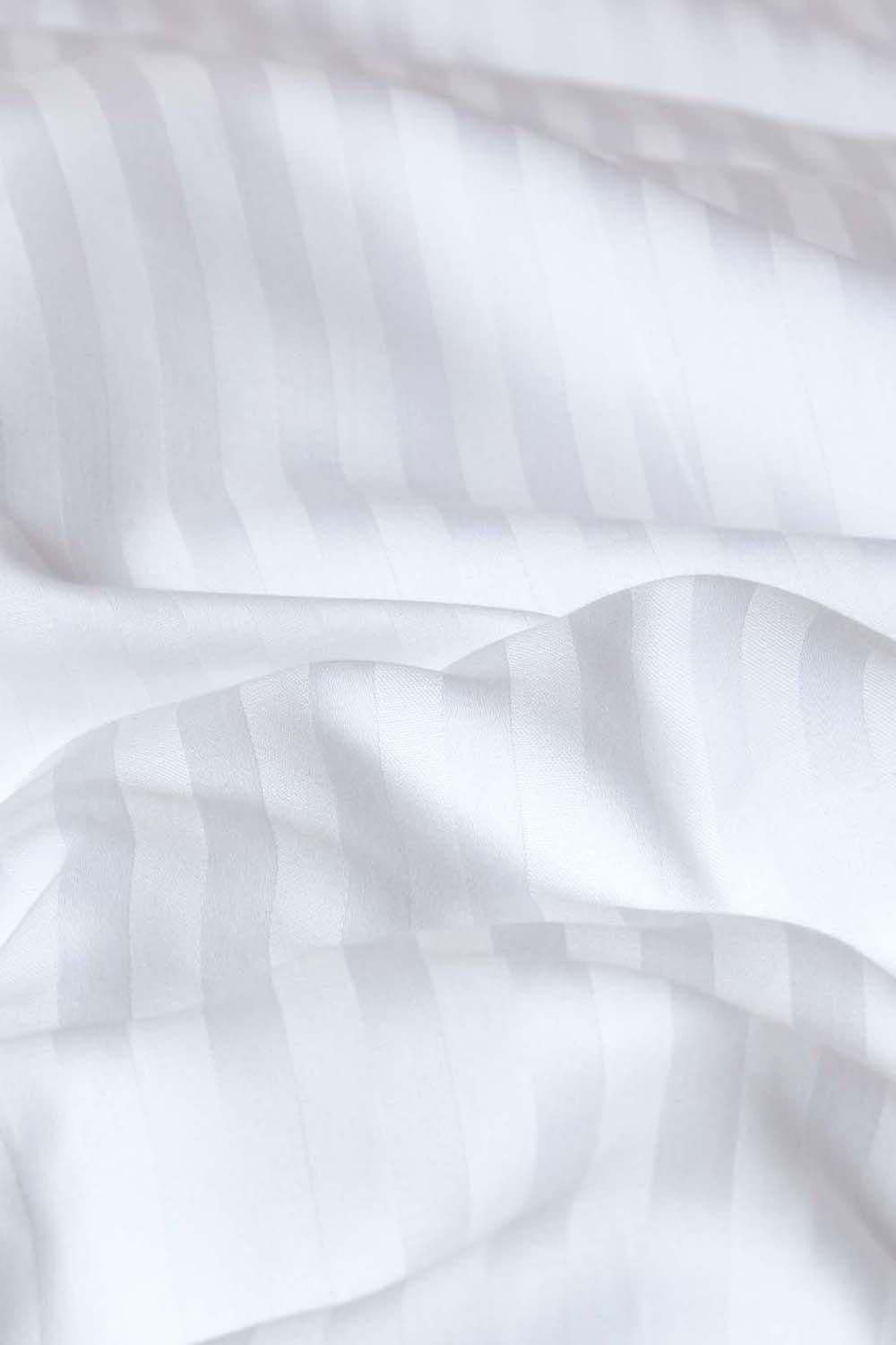 Homescapes Egyptian Cotton Ultrasoft King Size Oxford Pillowcase 330 TC image 4