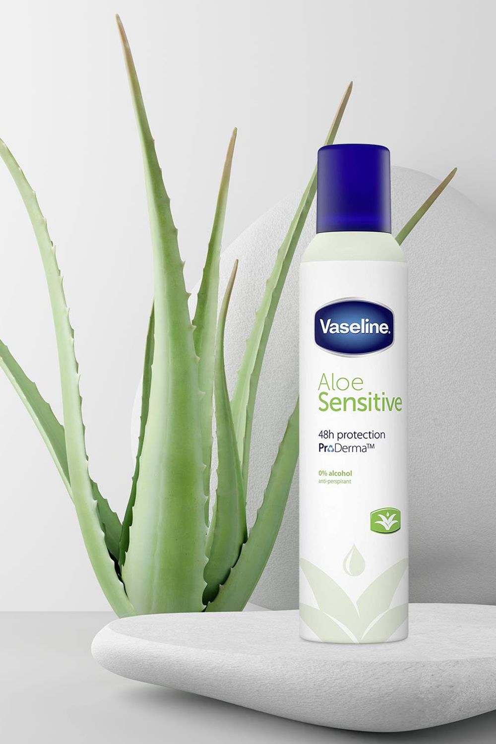 Vaseline 6x ProDerma Aloe Sensitive 'Anti Perspirant' Deodorant 250ml image 4