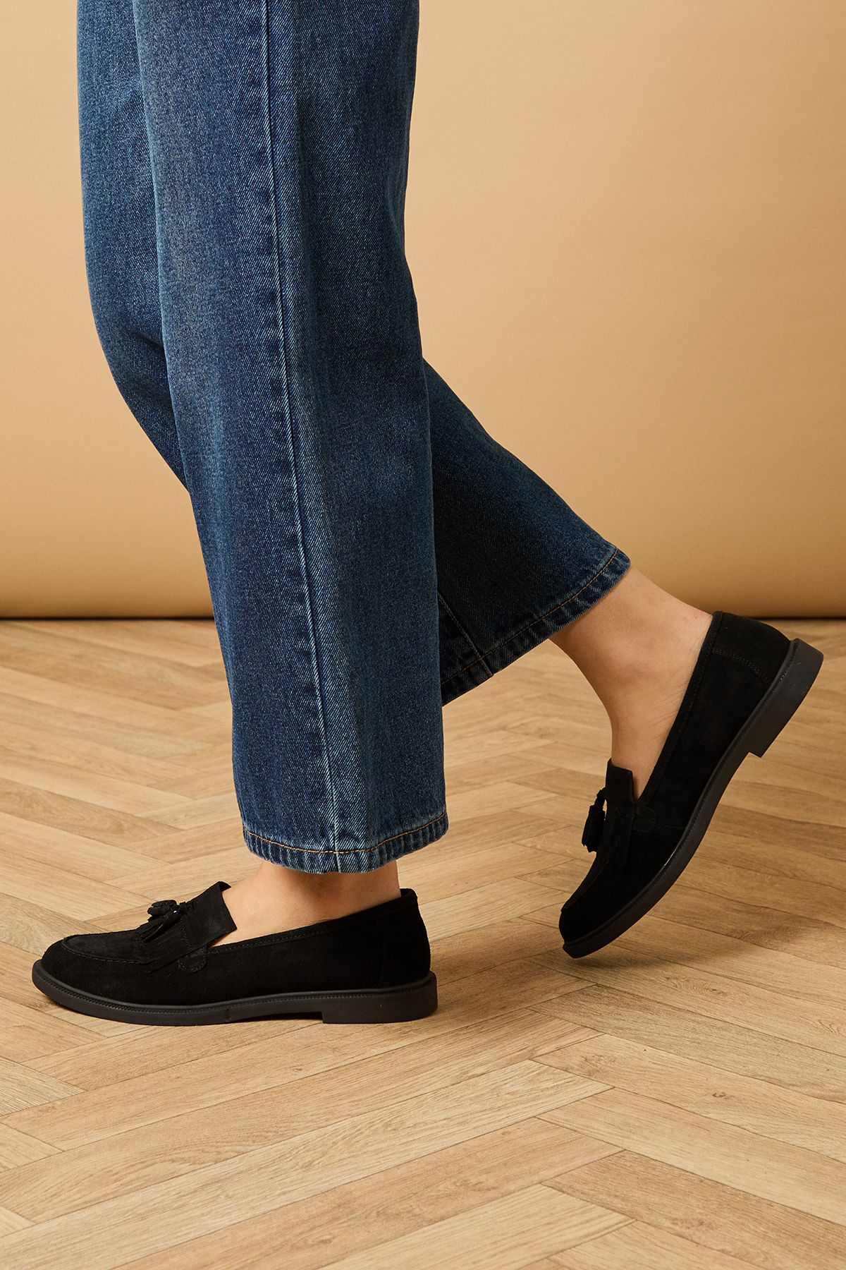 Oasis Brighton Real Leather Tassel Loafers Natural Black image 1