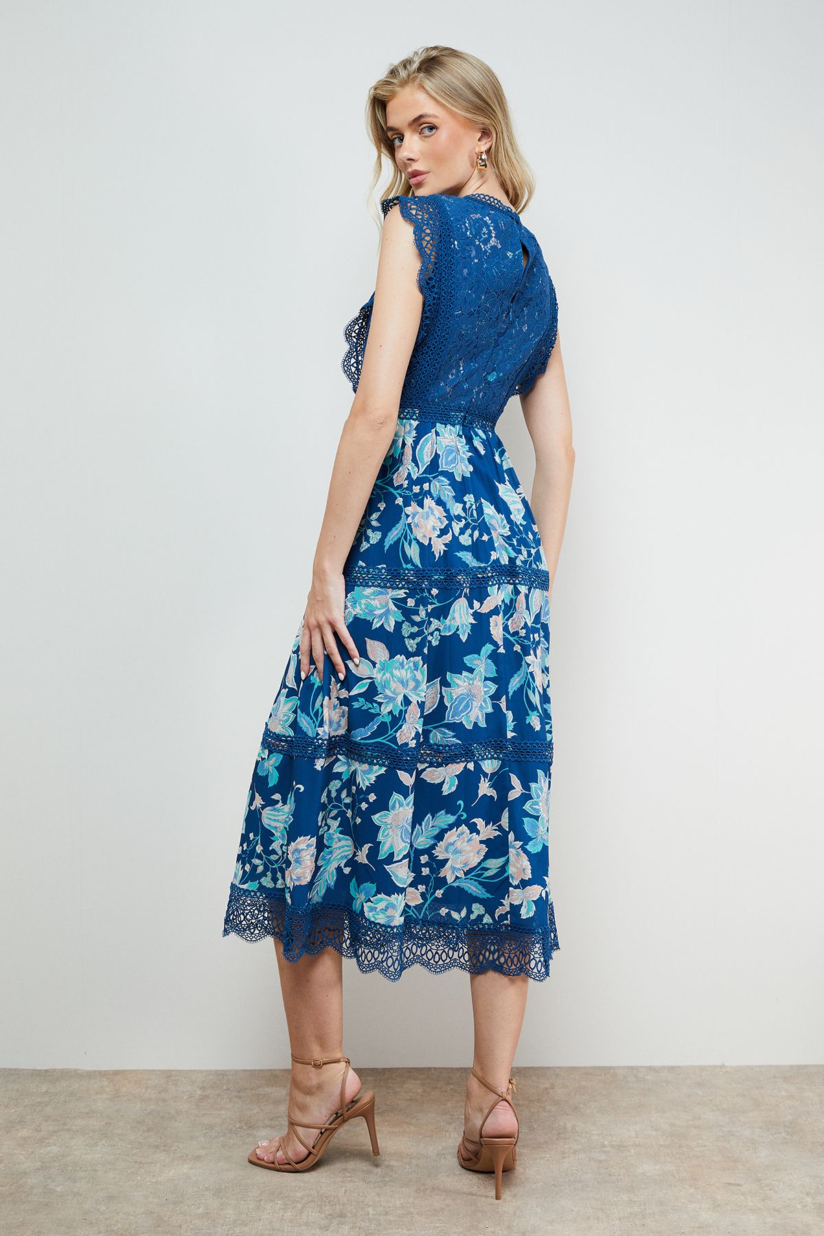 Oasis Lace Mix Bodice Midi Dress Floral image 5
