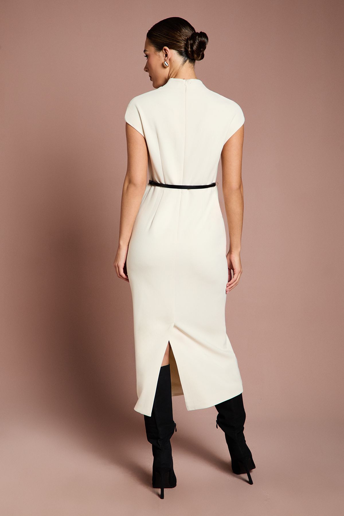 Coast Lisa Tan V Neck Stretch Crepe Column Midi Dress Cream image 3