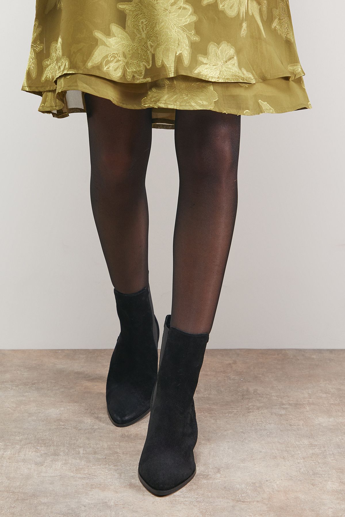 Oasis Moss Suede Chelsea High Block Heel Ankle Boots Natural Black image 3