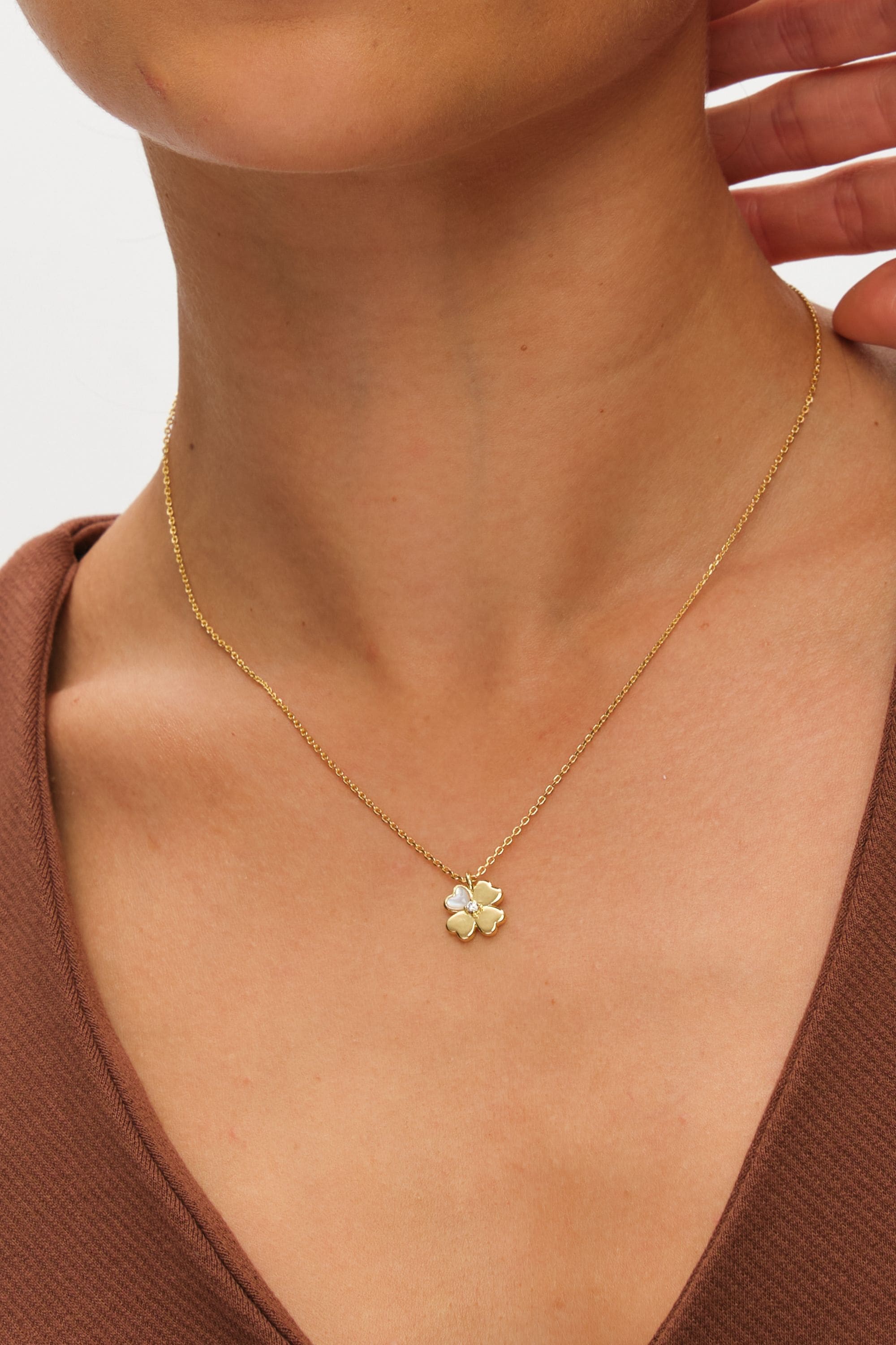 Inicio 14K Gold Plated and Cubic Zirconia Clover Set - Gift Box image 5