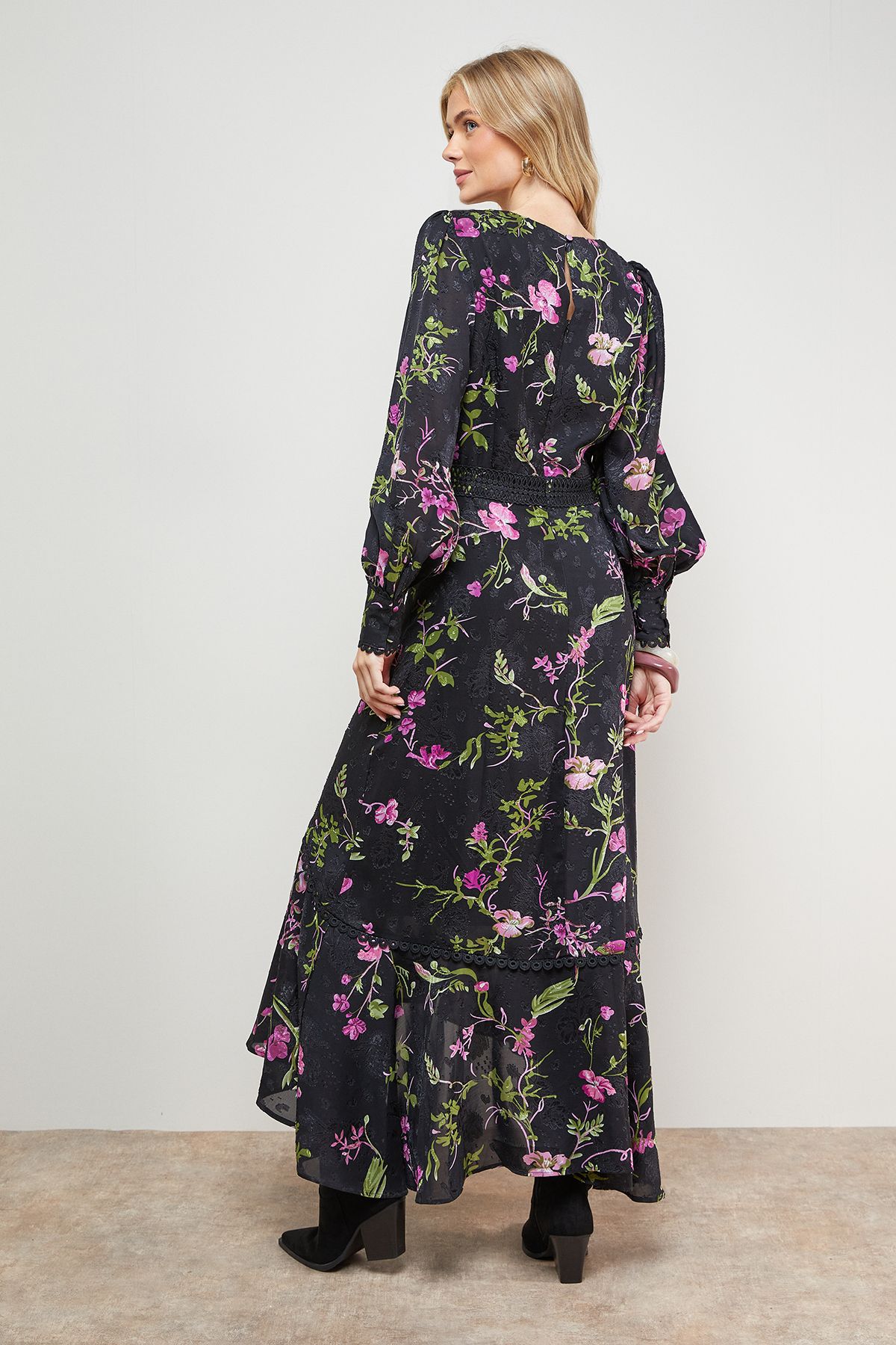 Oasis Printed Lace Trim Detail High Low Hem Midi Dress Black image 5