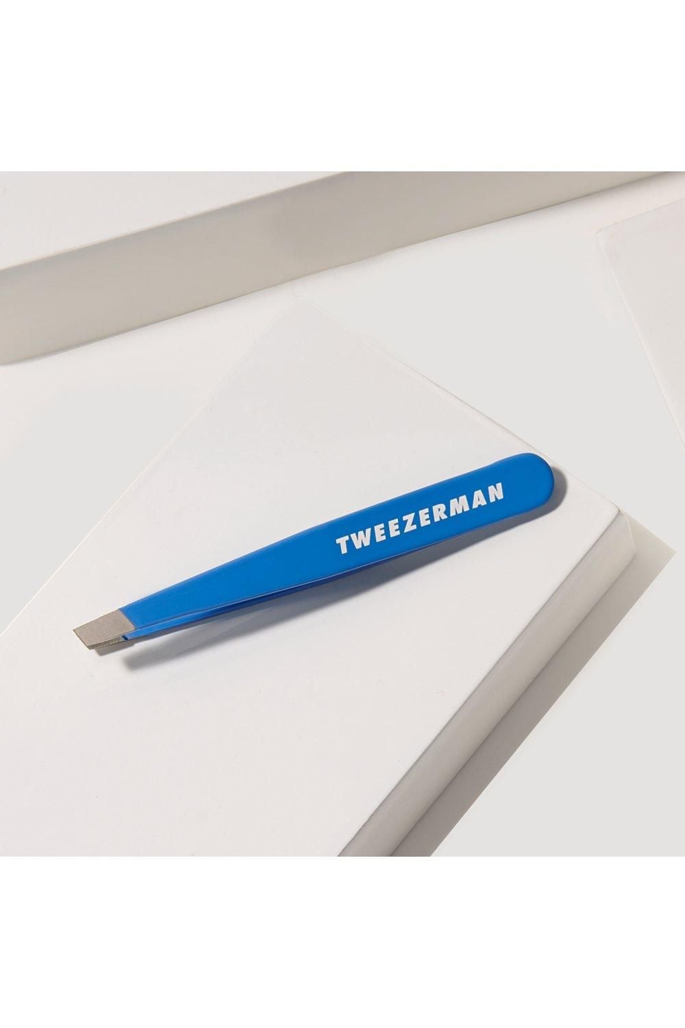 Tweezerman Mini Slant Tweezer Blue image 3