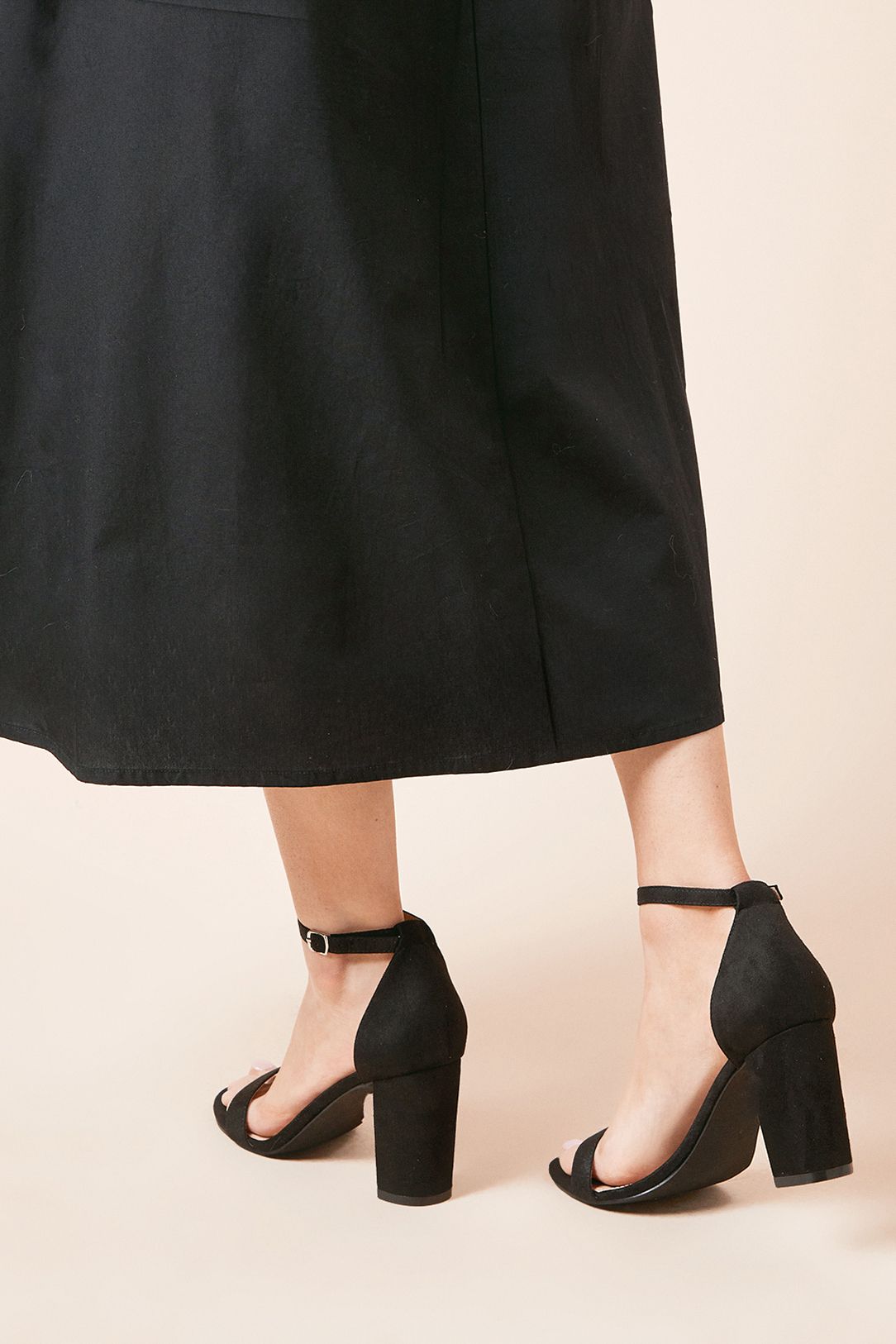 Dorothy Perkins Spark High Block Heel Sandals Natural Black image 2