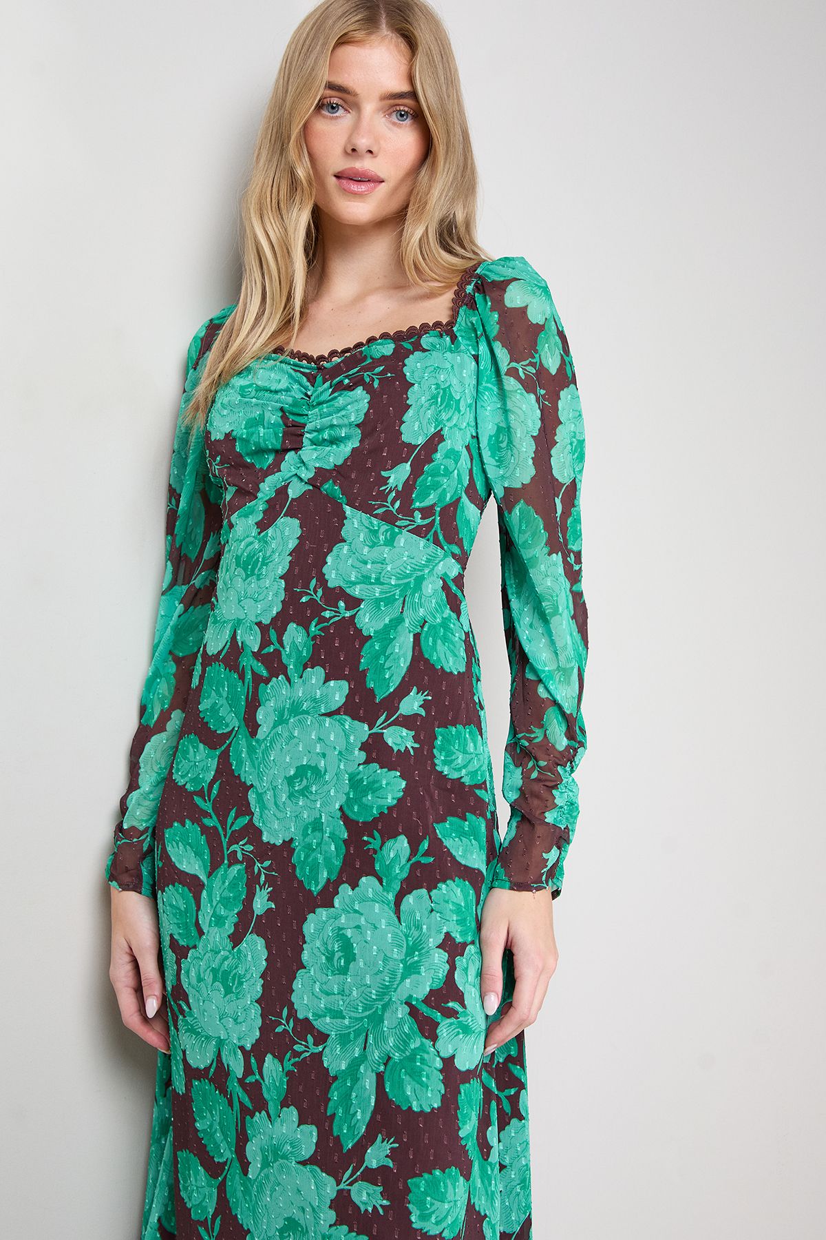 Oasis Printed Chiffon Shoulder Detail Shirred Back Midi Dress Green image 4