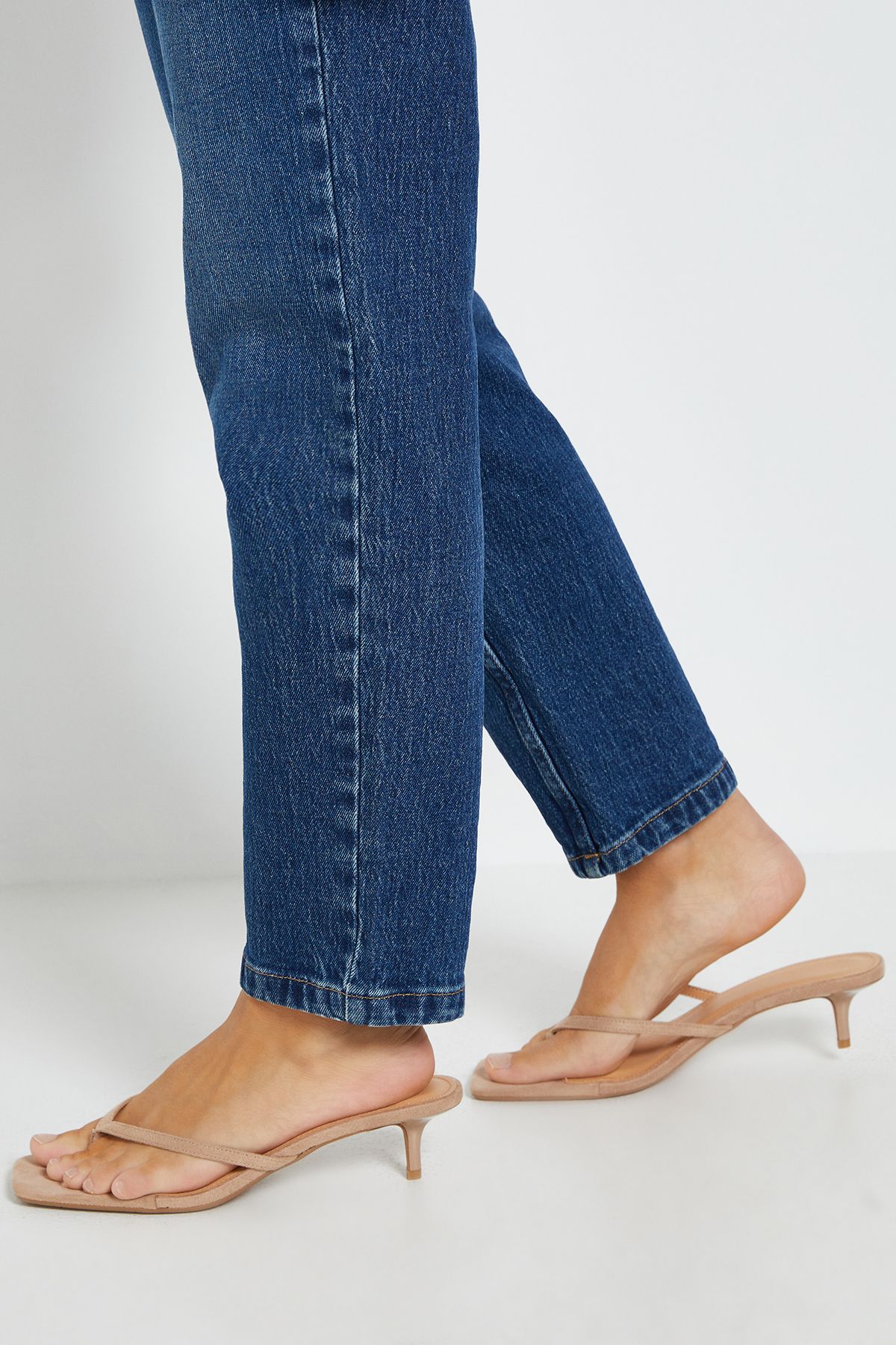 Dorothy Perkins Catriona Faux Suede Kitten Heel Toe Thong Sandals Tan image 2