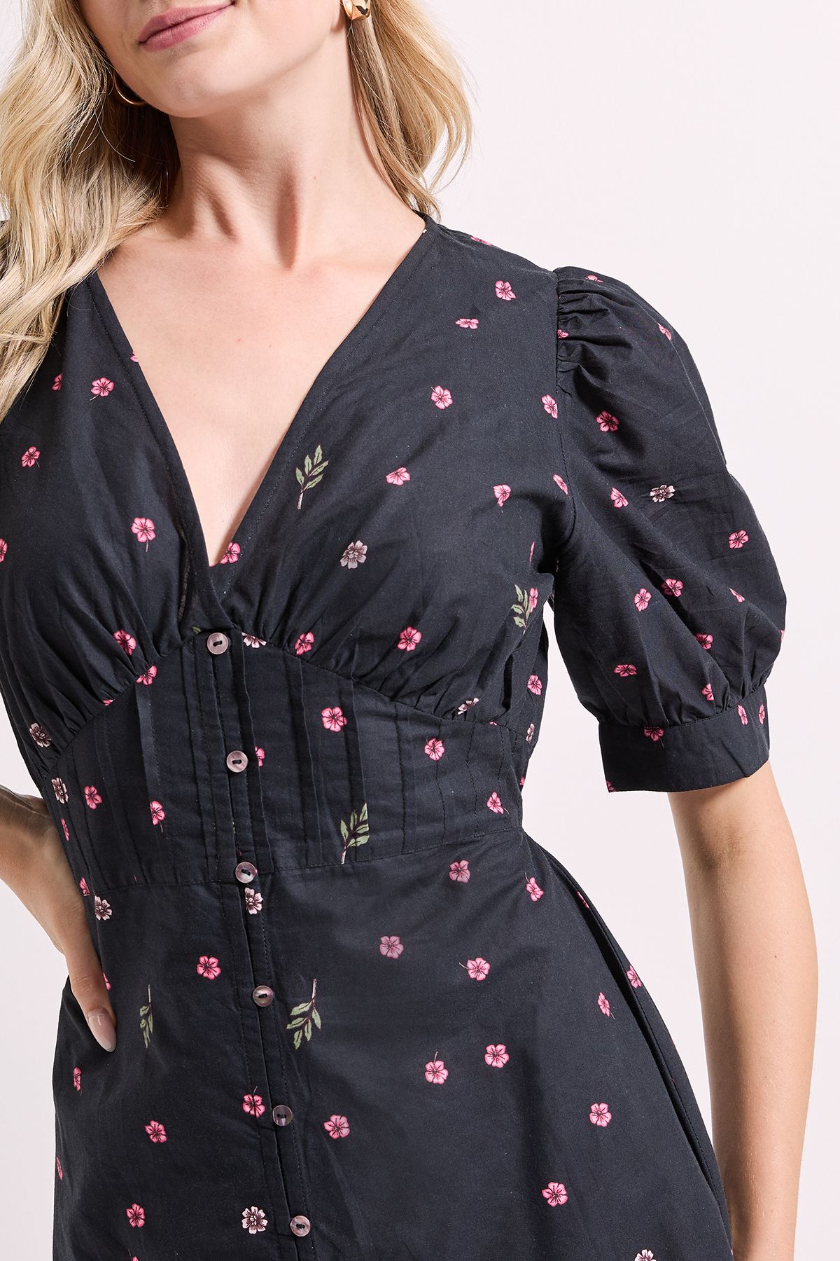 Dorothy Perkins Black Floral Puff Sleeve Button Front Midi Dress Floral image 5