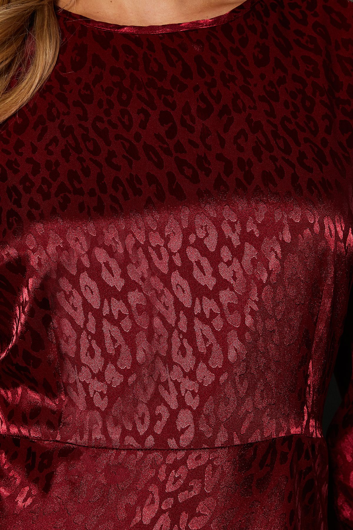 Dorothy Perkins Petite Satin Jacquard Empire Long Sleeve Midi Dress Berry image 5