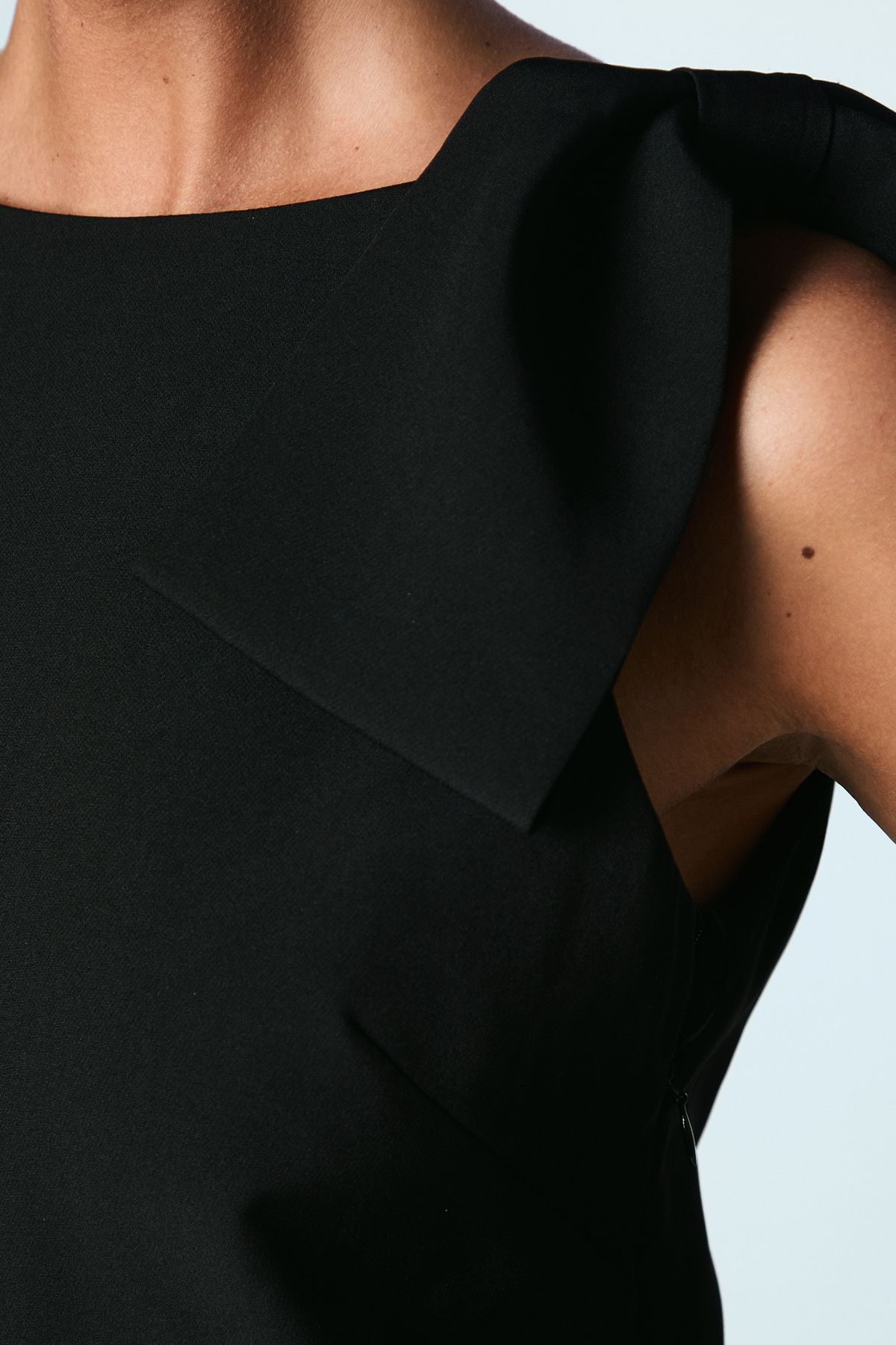 Coast Bow Detail Button Back Column Maxi Bridesmaid Dress Black image 5