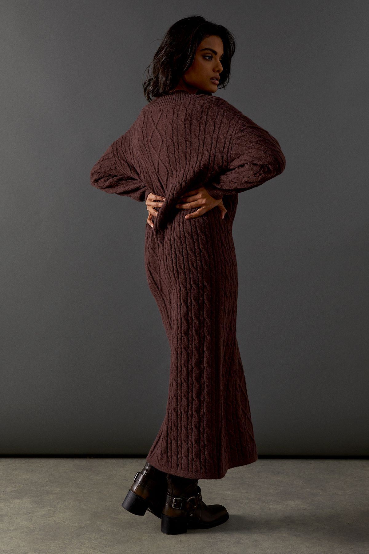 Warehouse Cosy Cable Knit V Neck Maxi Jumper Dress Chocolate image 3