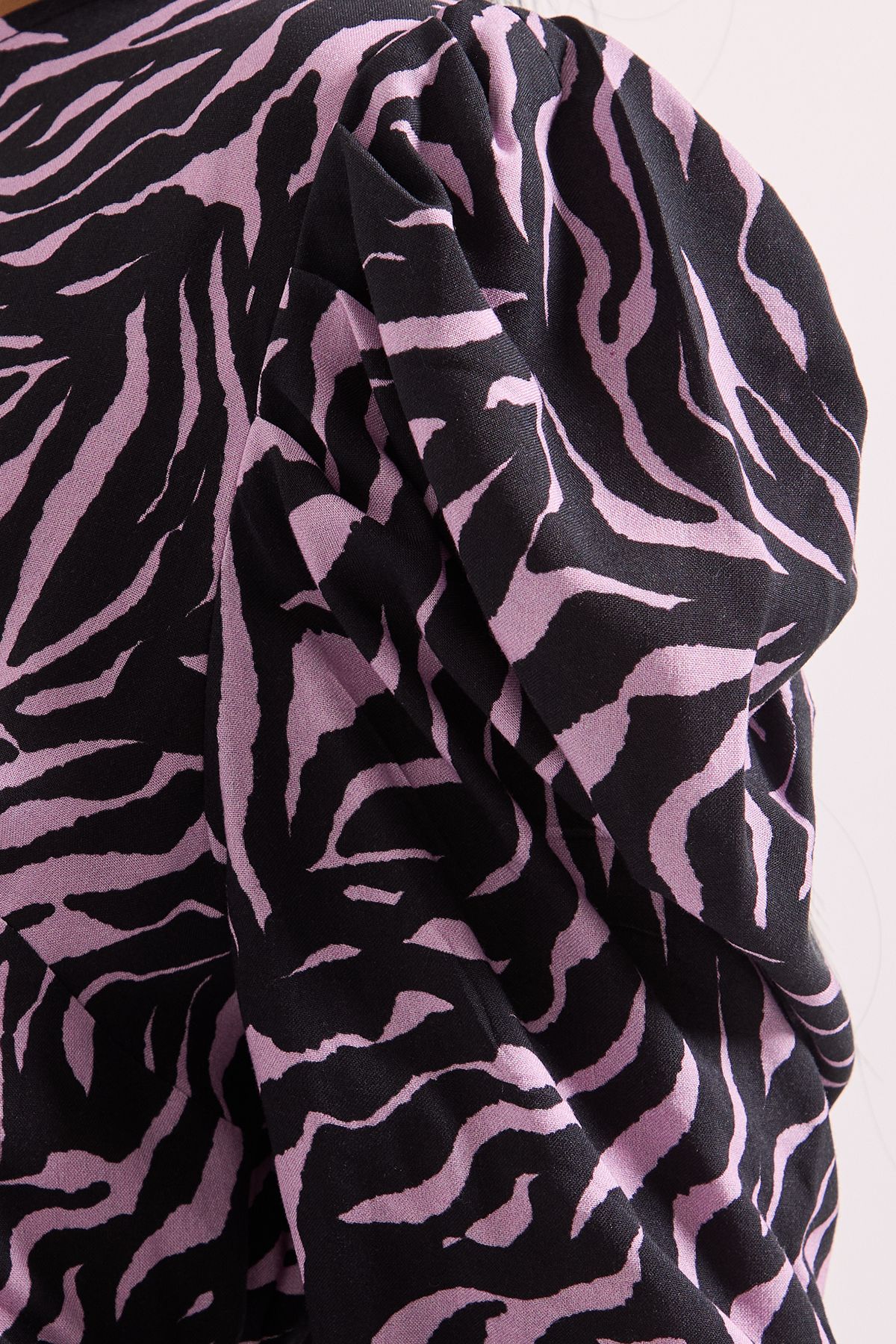 Dorothy Perkins Petite Dropped Waist A-line Midi Dress Pink image 5