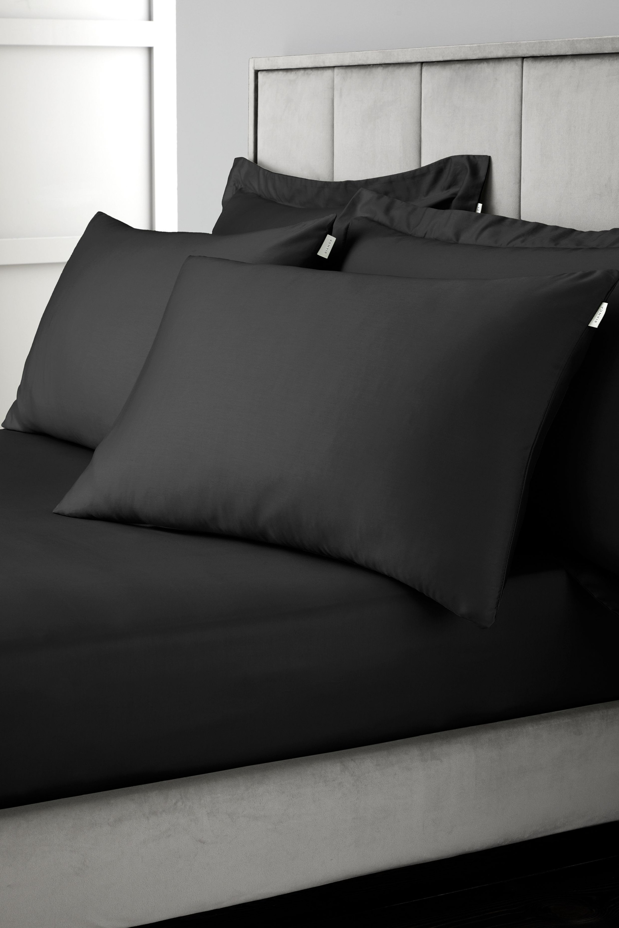 Bianca '400 Thread Count Cotton Sateen' Standard Pillowcases image 2