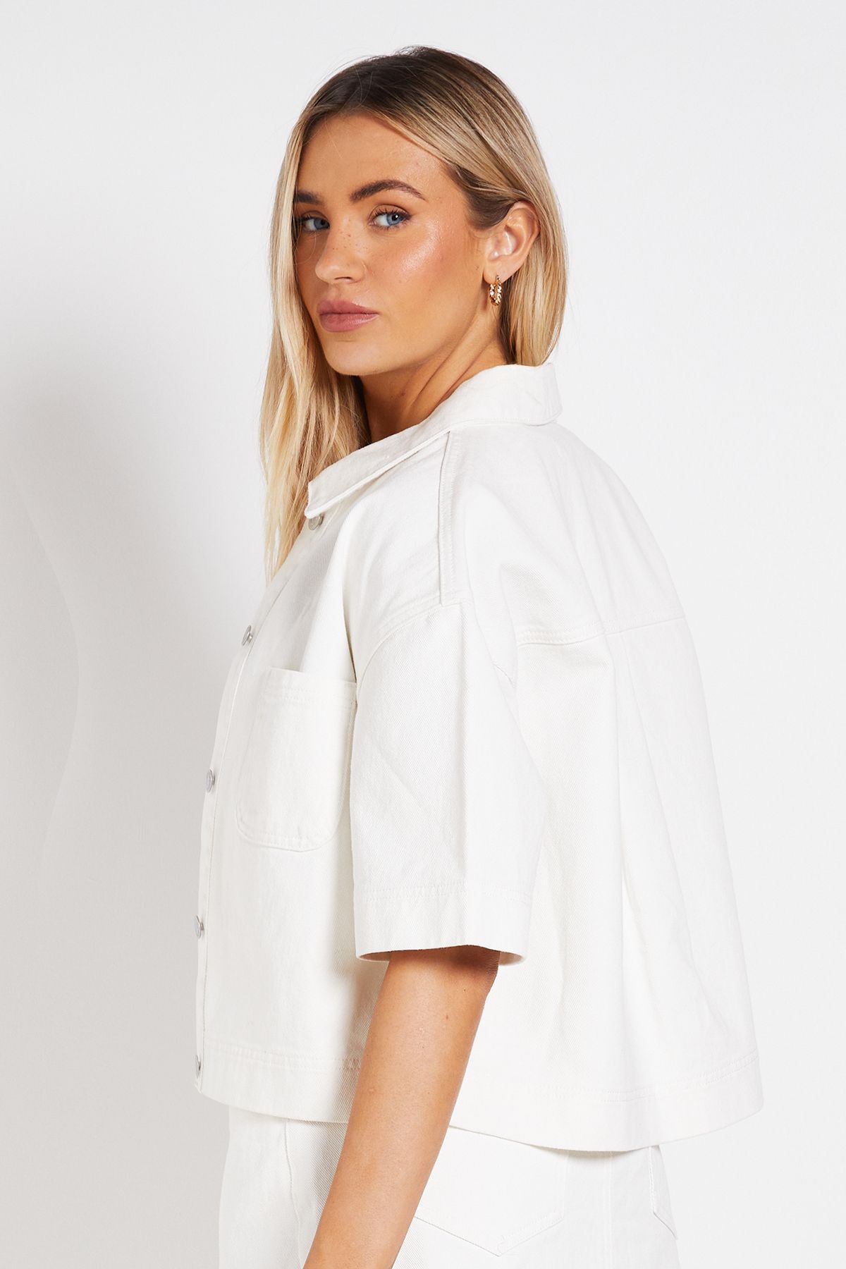 Dorothy Perkins Boxy Cropped Denim Jacket Ecru image 4