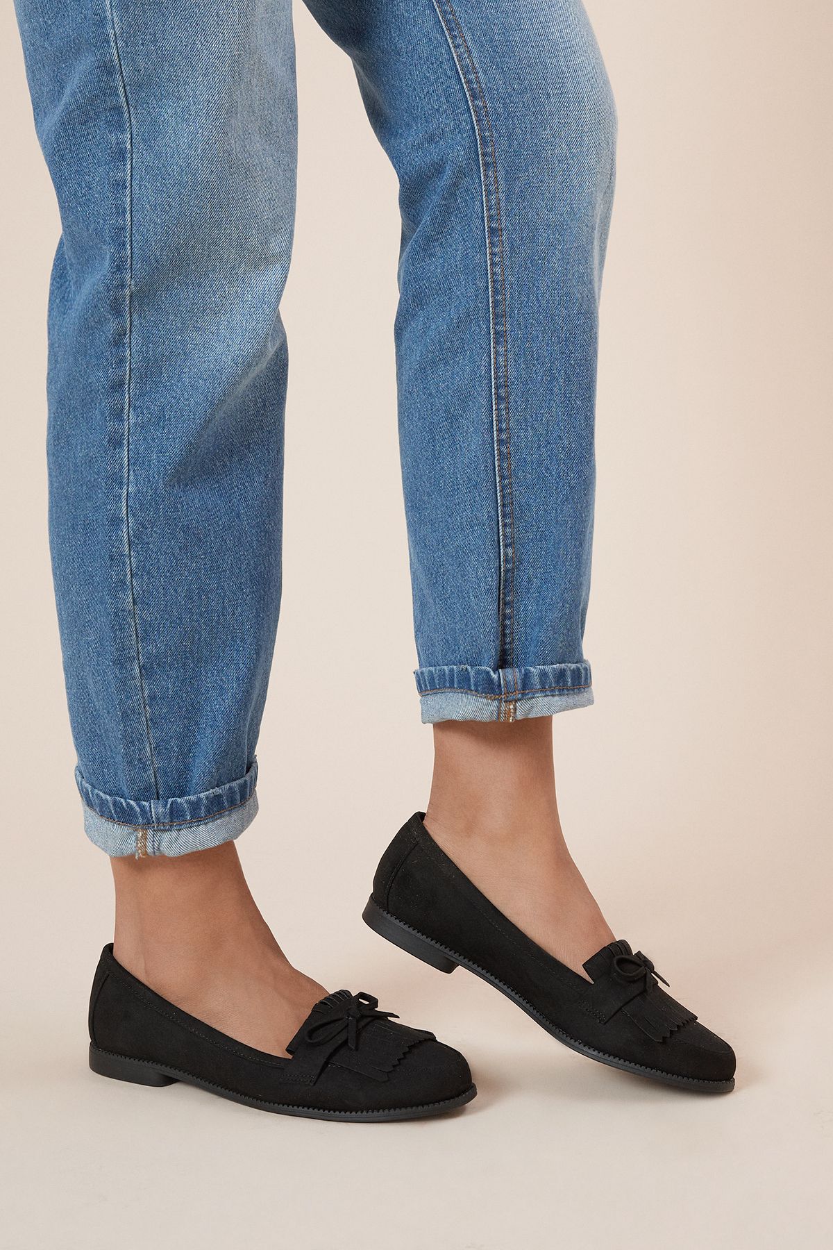 Dorothy Perkins Wide Fit Loretta Tassel Loafers Natural Black image 4