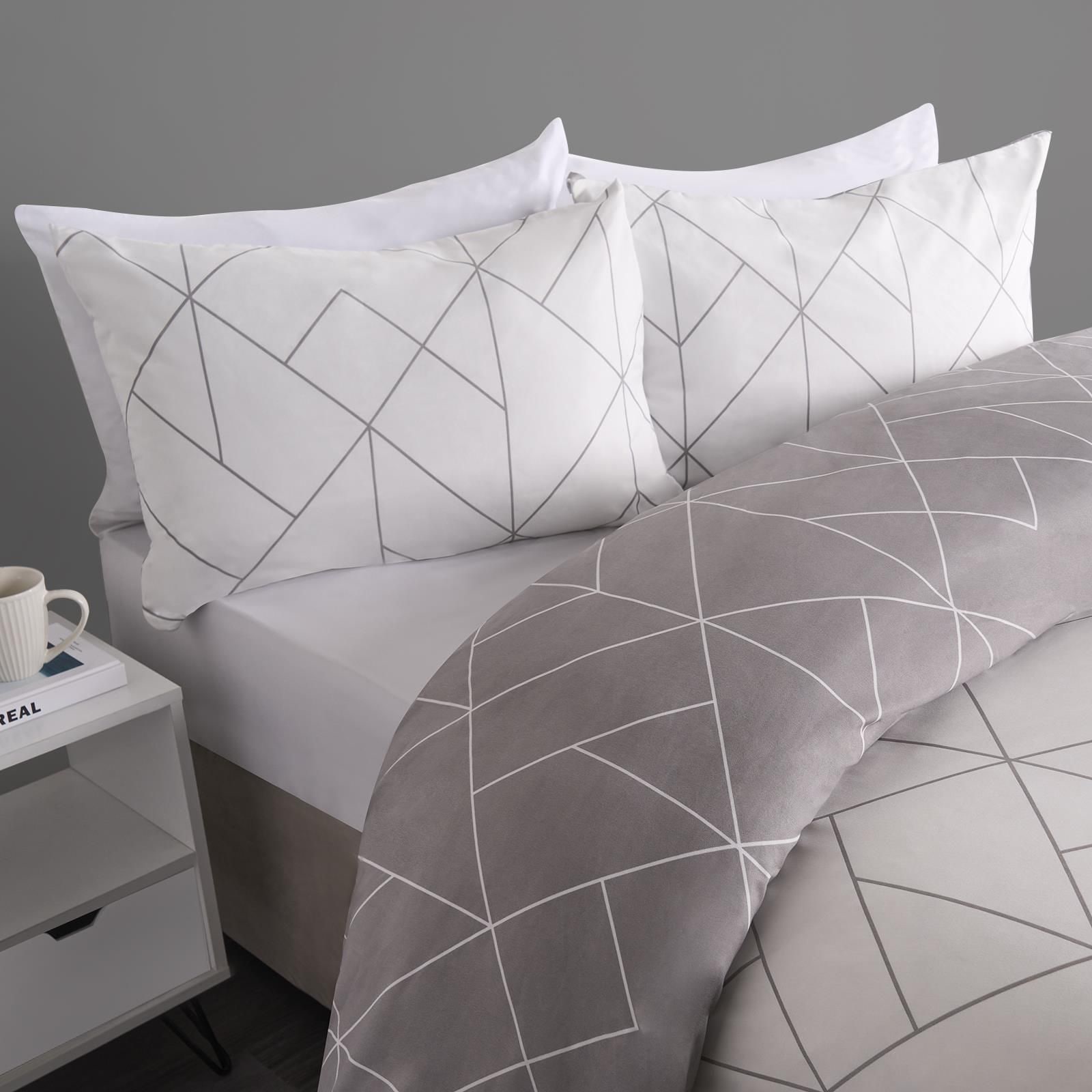 OHS Geometric Reversible Bedding Set Soft Duvet Cover with Pillowcase image 6