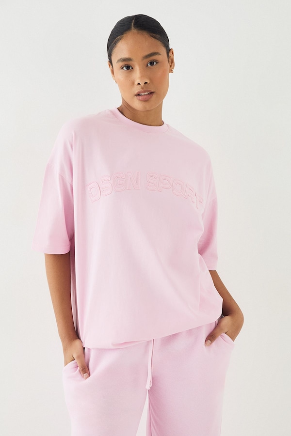 DSGN Studio DSGN Studio Self Fabric Applique Oversized T-Shirt Pink