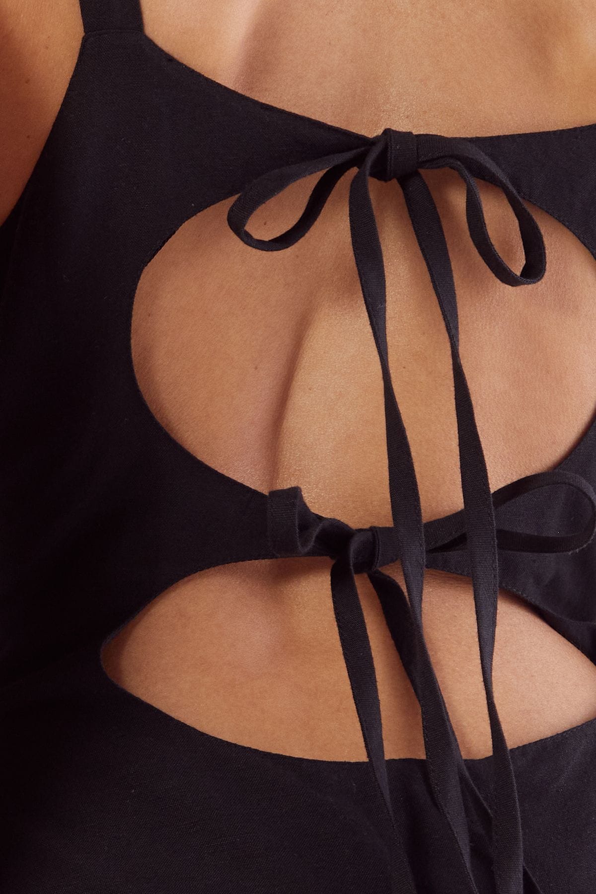 NastyGal Linen Mix Drop Waist Seamed Midi Dress Black image 5