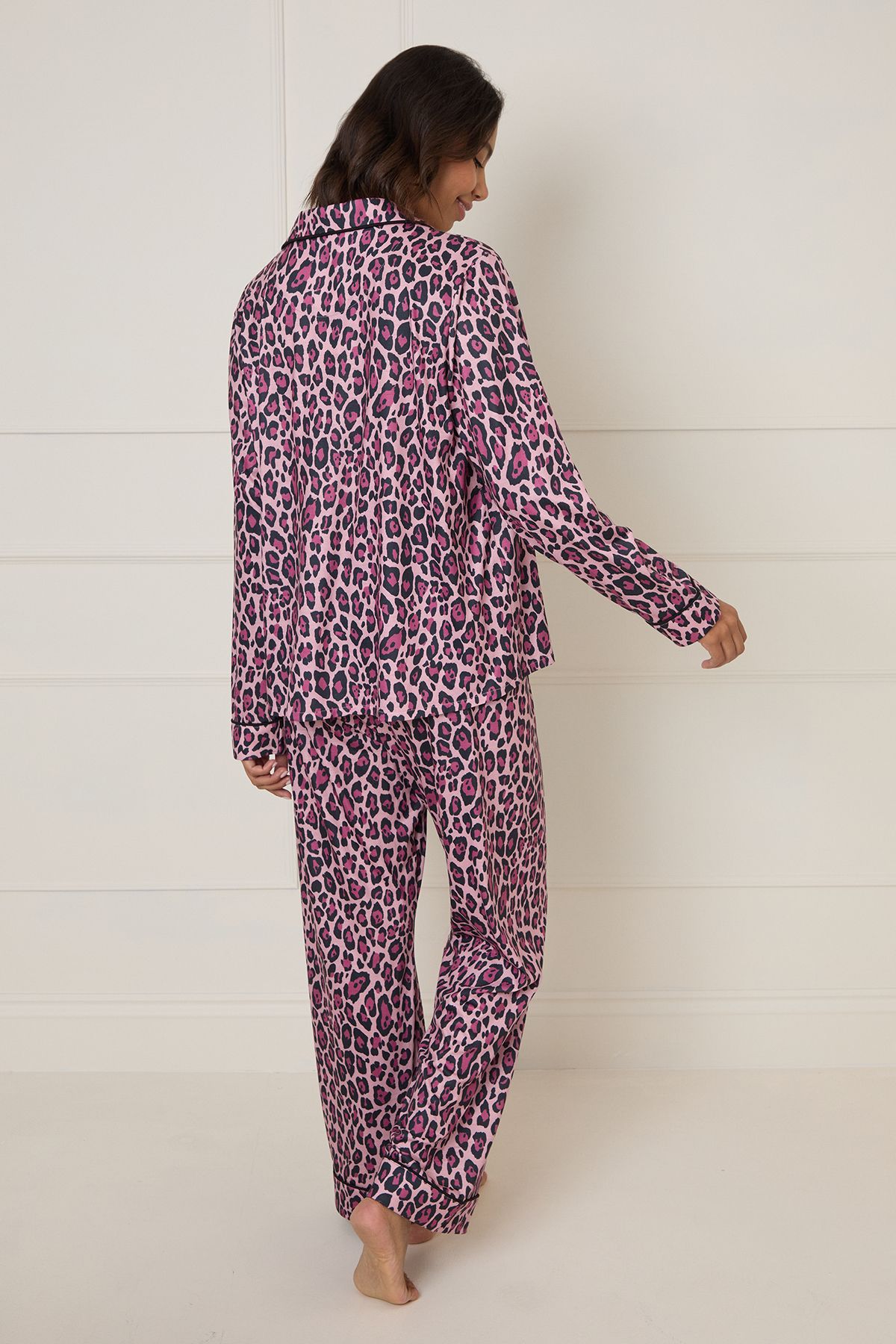 Dorothy Perkins Pink Leopard Tipped Long Sleeve Pyjama Set Leopard image 3