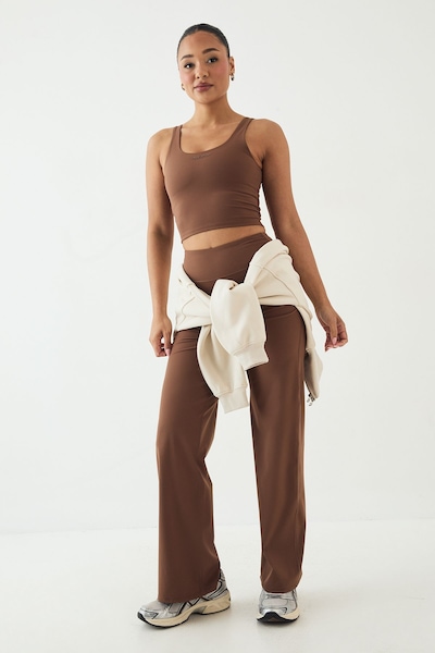 DSGN Studio DSGN Studio Ultra Sculpt Seam Detail Straight Leg Yoga Pant Mocha