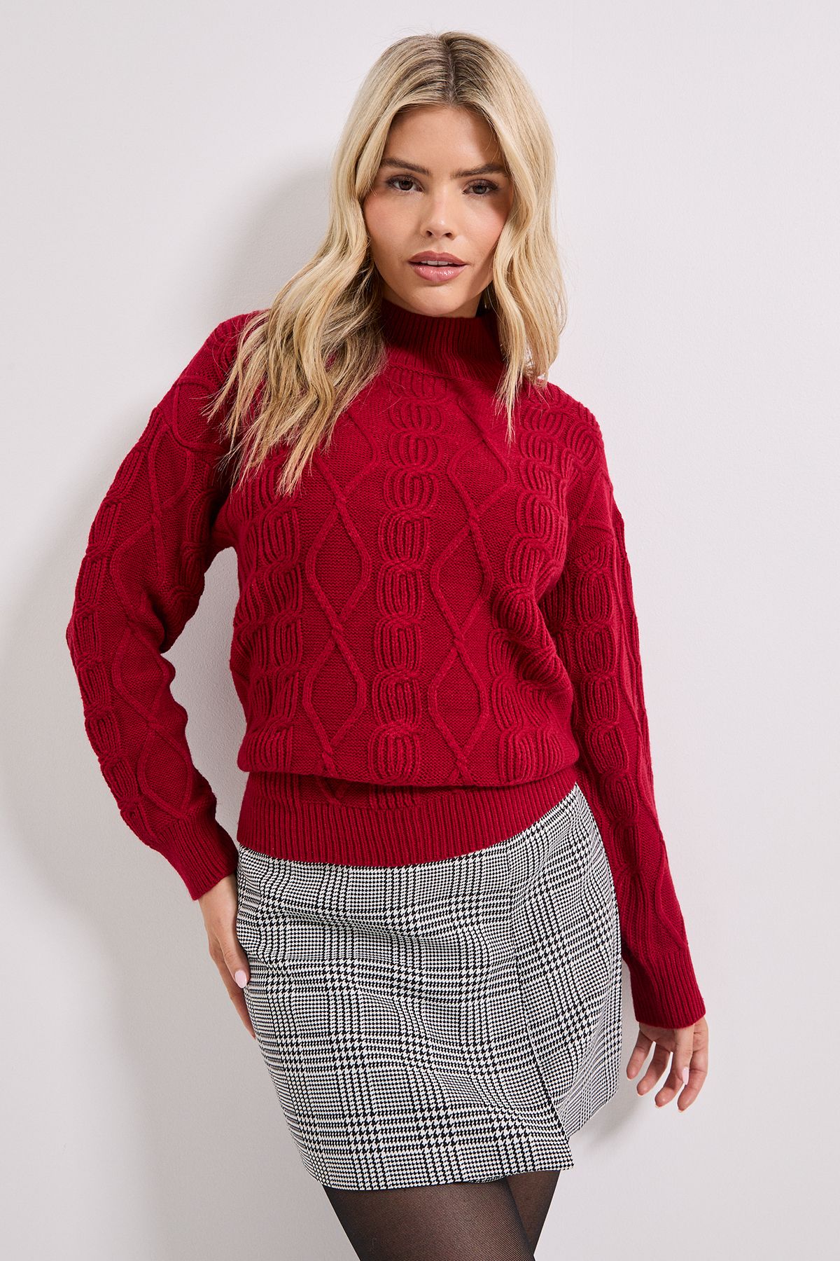 Dorothy Perkins Cranberry Twisted Cable Funnel Longline Jumper Cranberry image 1